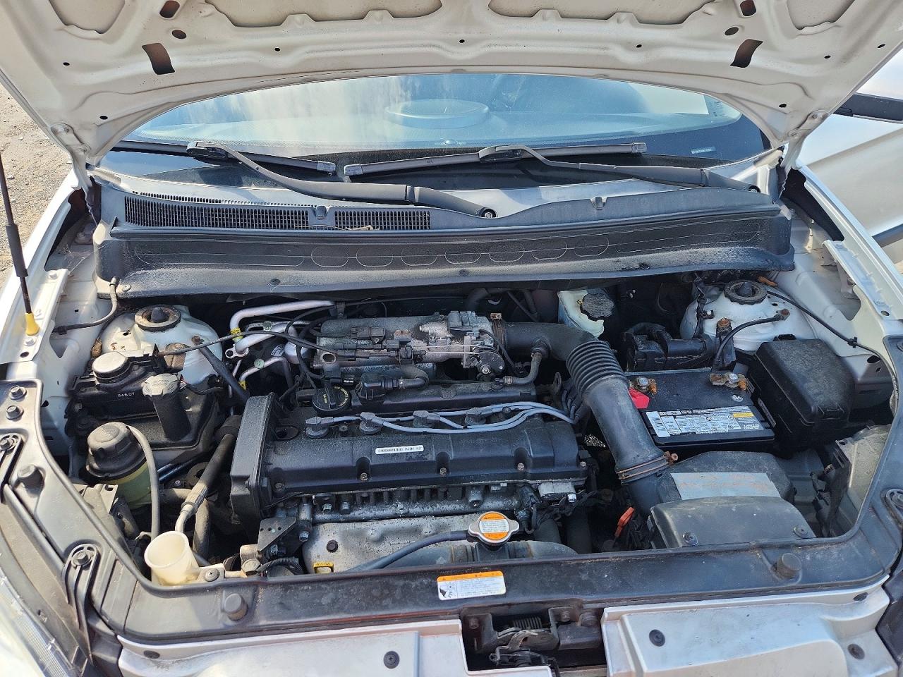 2010 Kia Soul + Silver vin: KNDJT2A2XA7703945