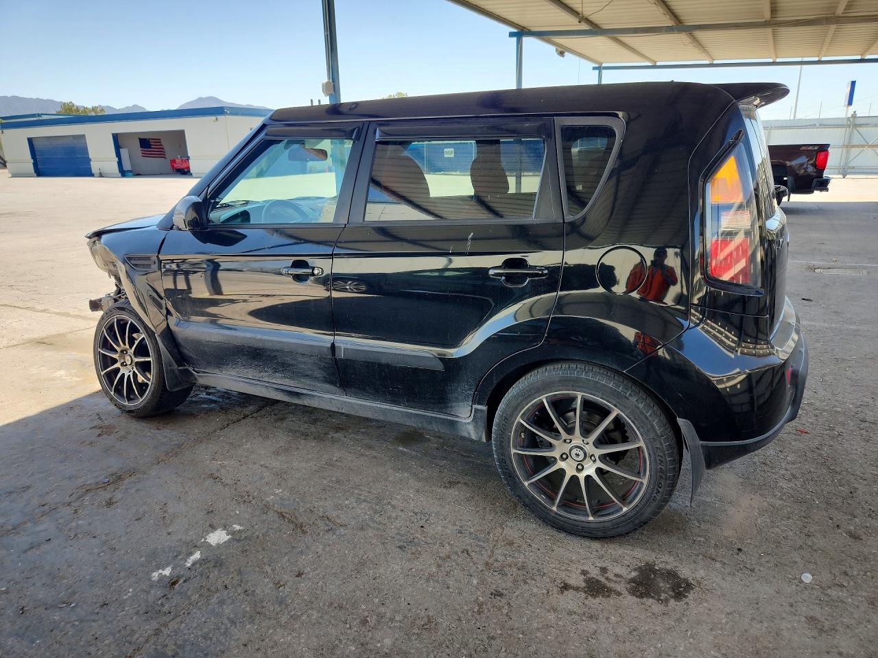2011 Kia Soul Black vin: KNDJT2A2XB7235457