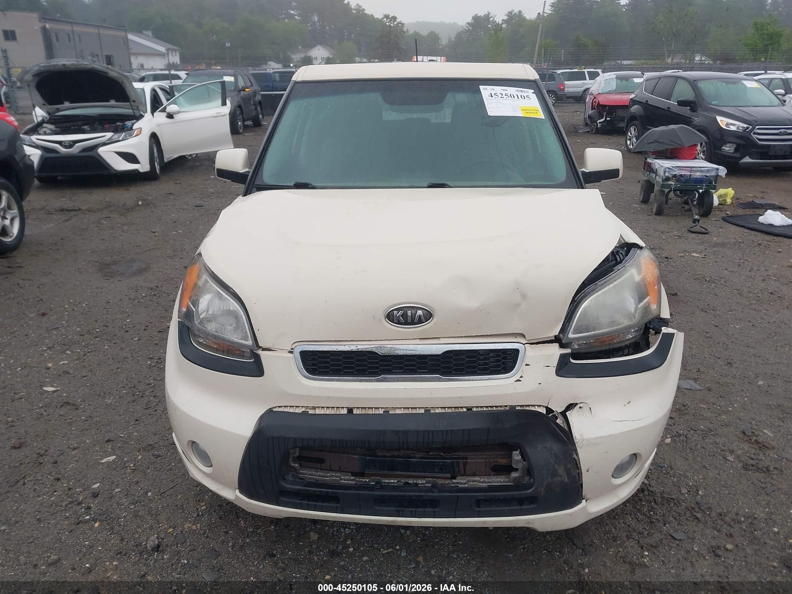 2011 Kia Soul ! White vin: KNDJT2A2XB7713781
