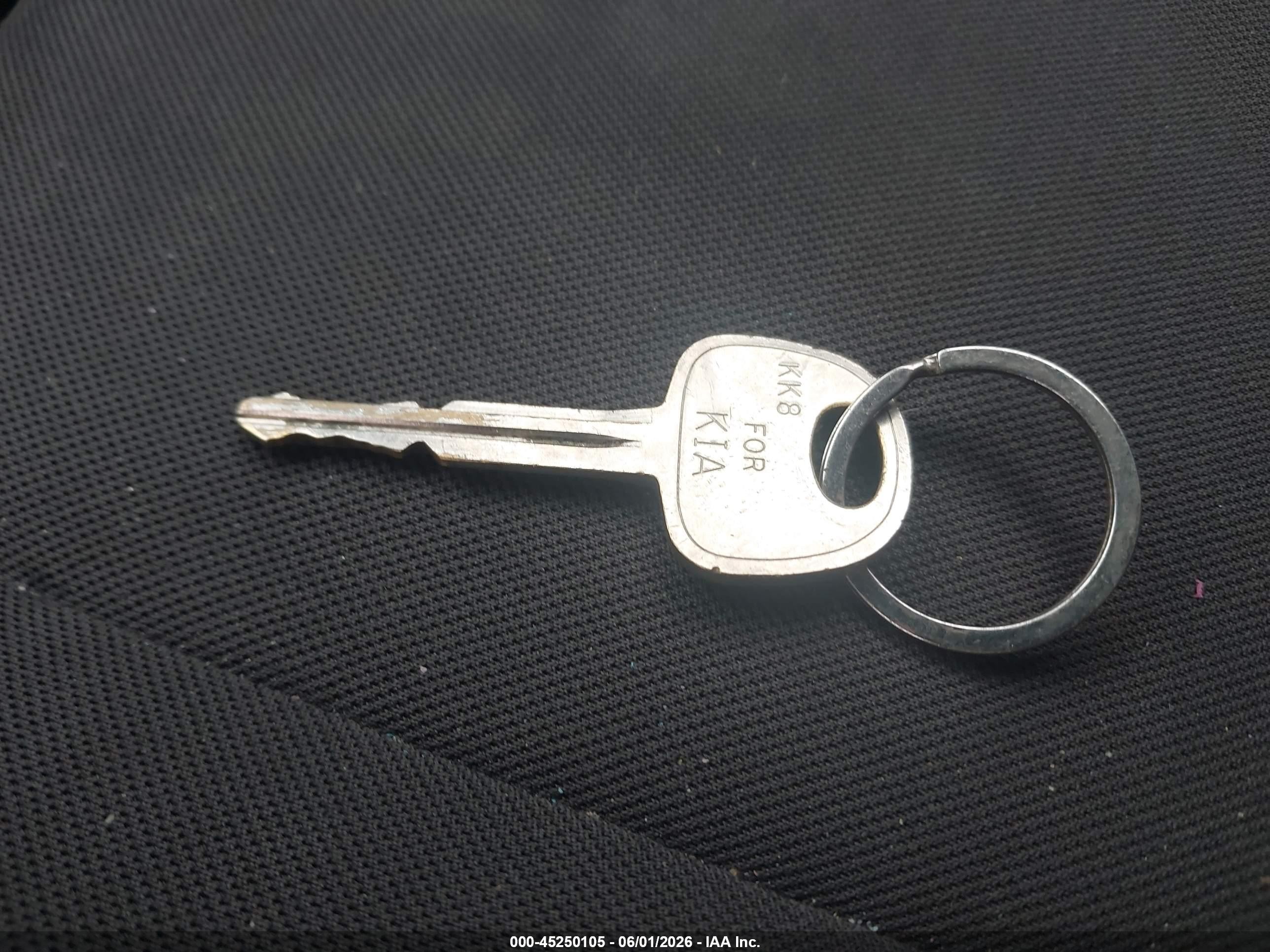 2011 Kia Soul ! White vin: KNDJT2A2XB7713781
