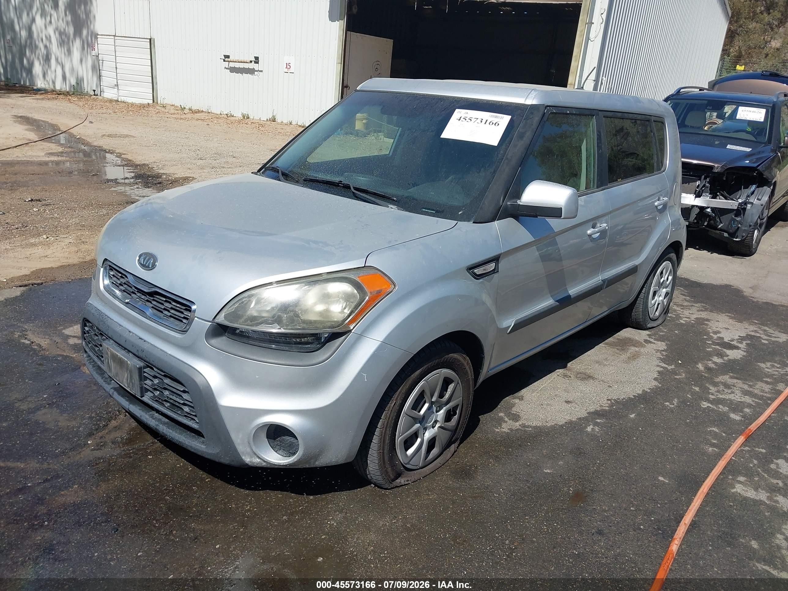 2012 Kia Soul   Silver vin: KNDJT2A50C7404008