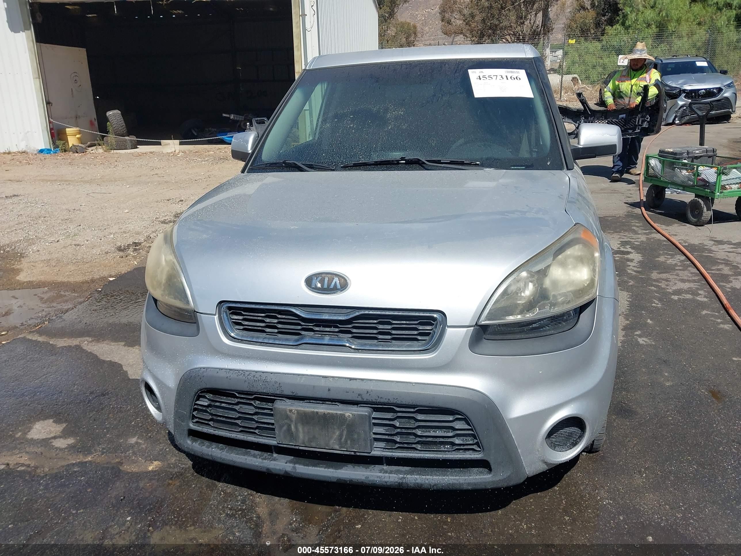 2012 Kia Soul   Silver vin: KNDJT2A50C7404008