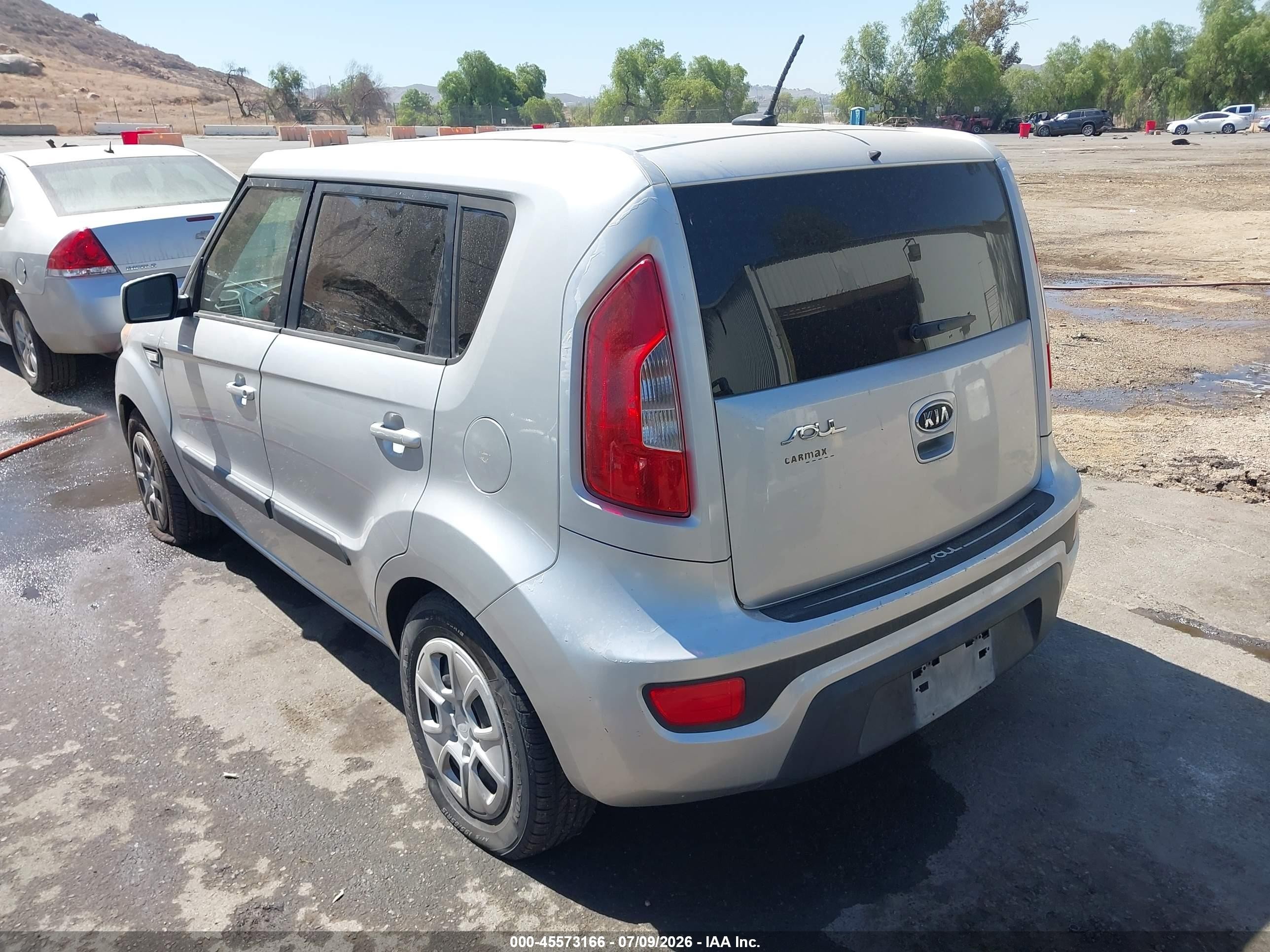 2012 Kia Soul   Silver vin: KNDJT2A50C7404008