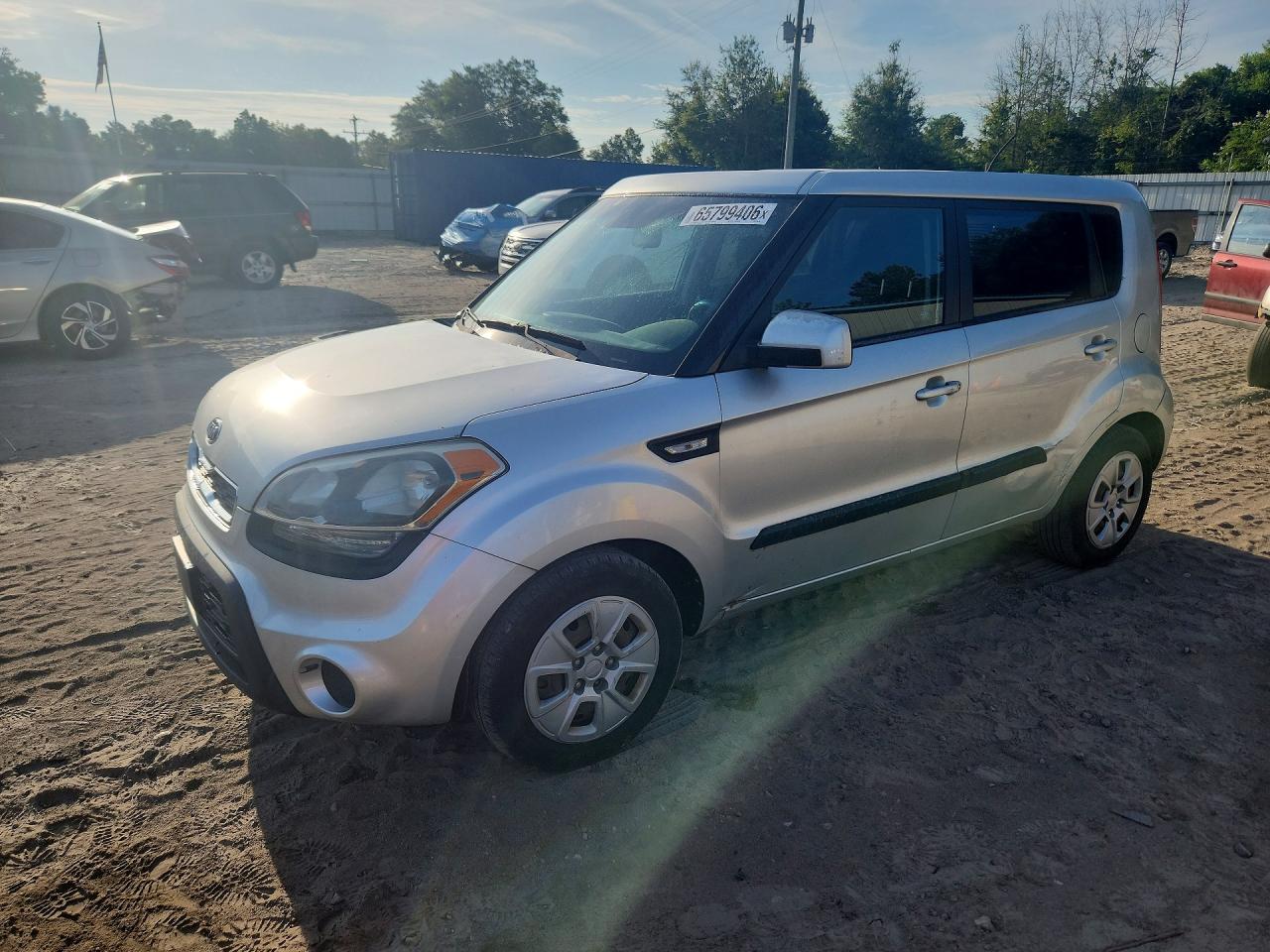2012 Kia Soul Base Gray vin: KNDJT2A50C7442466