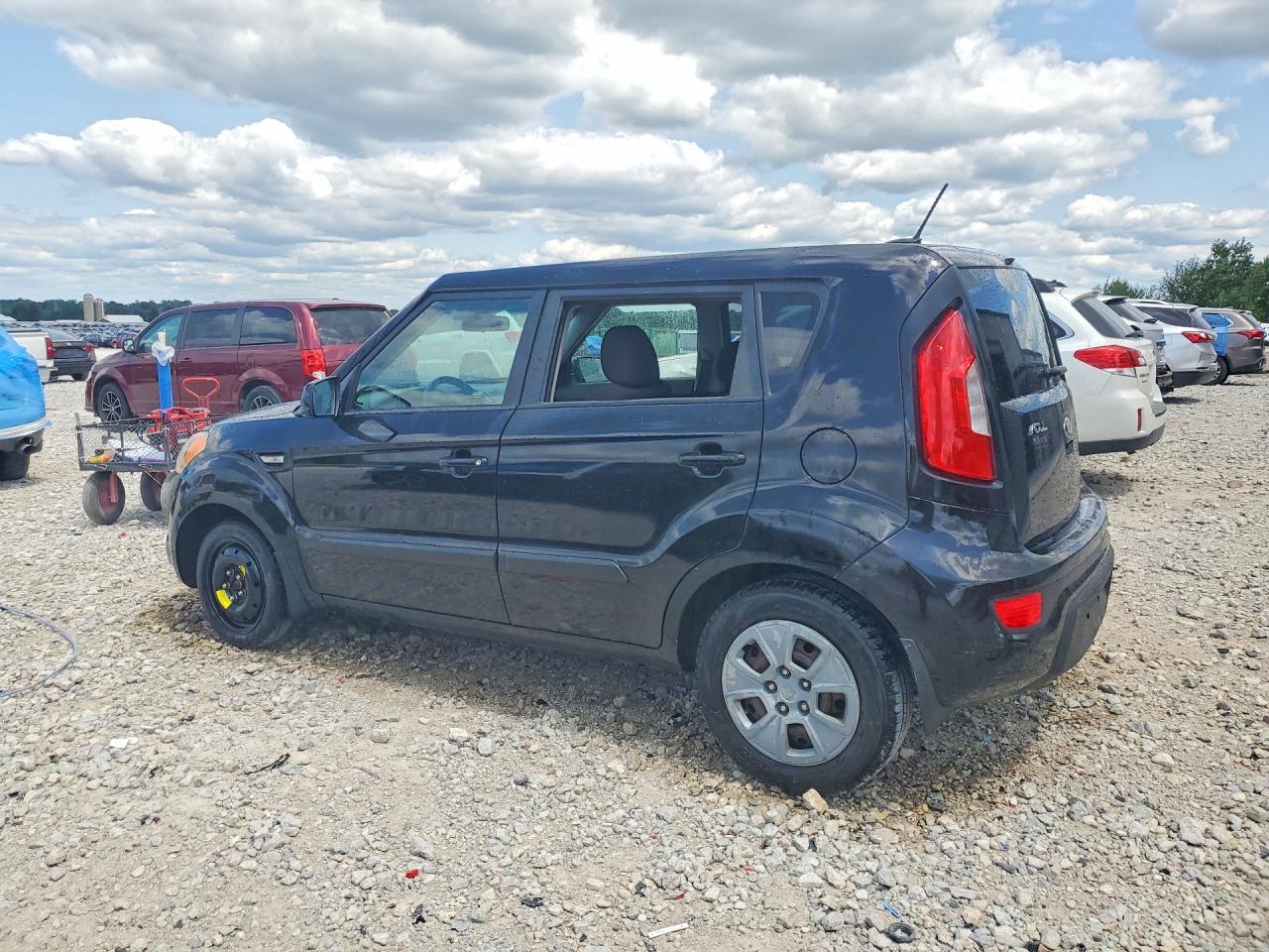2013 Kia Soul Base Black vin: KNDJT2A50D7501565