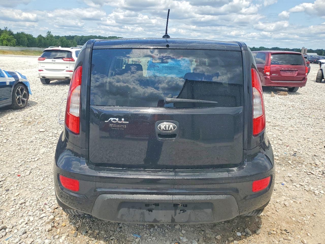 2013 Kia Soul Base Black vin: KNDJT2A50D7501565