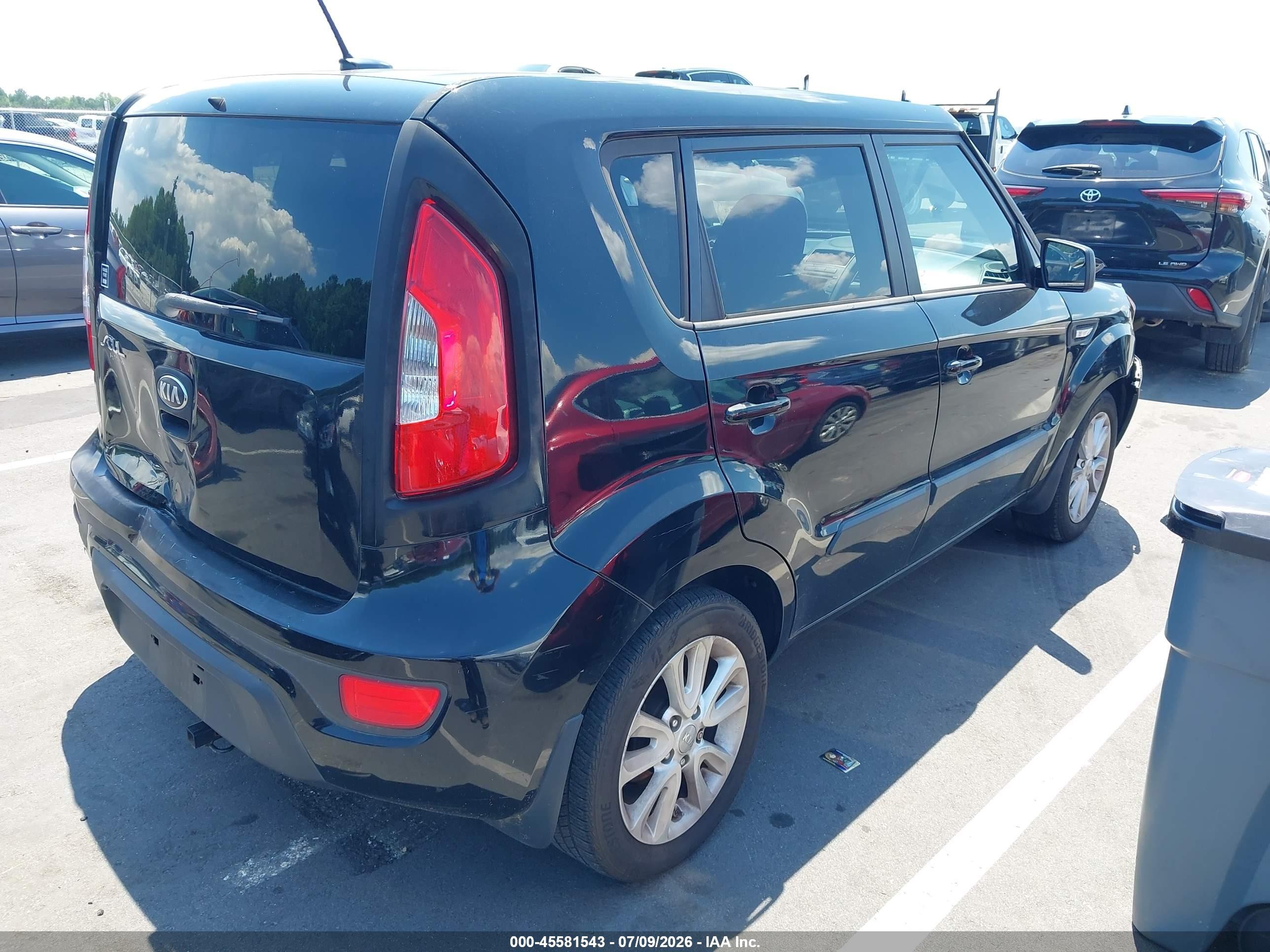 2013 Kia Soul   Black vin: KNDJT2A50D7531195