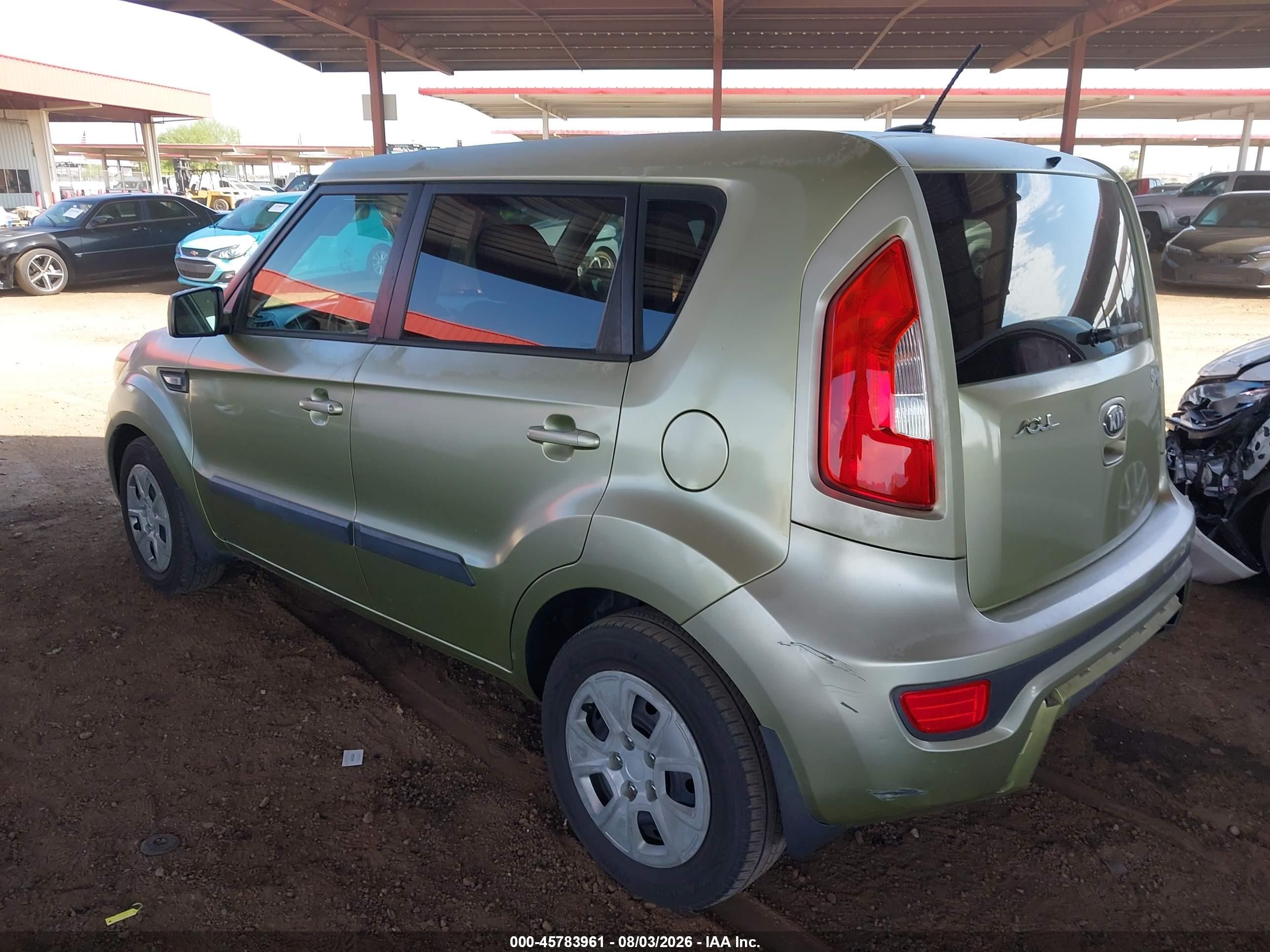 2013 Kia Soul   Зеленый vin: KNDJT2A50D7534050
