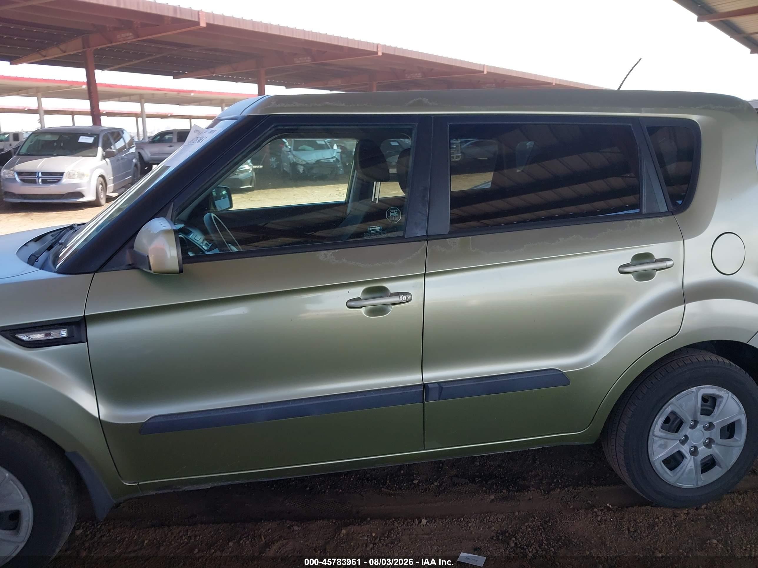 2013 Kia Soul   Зеленый vin: KNDJT2A50D7534050