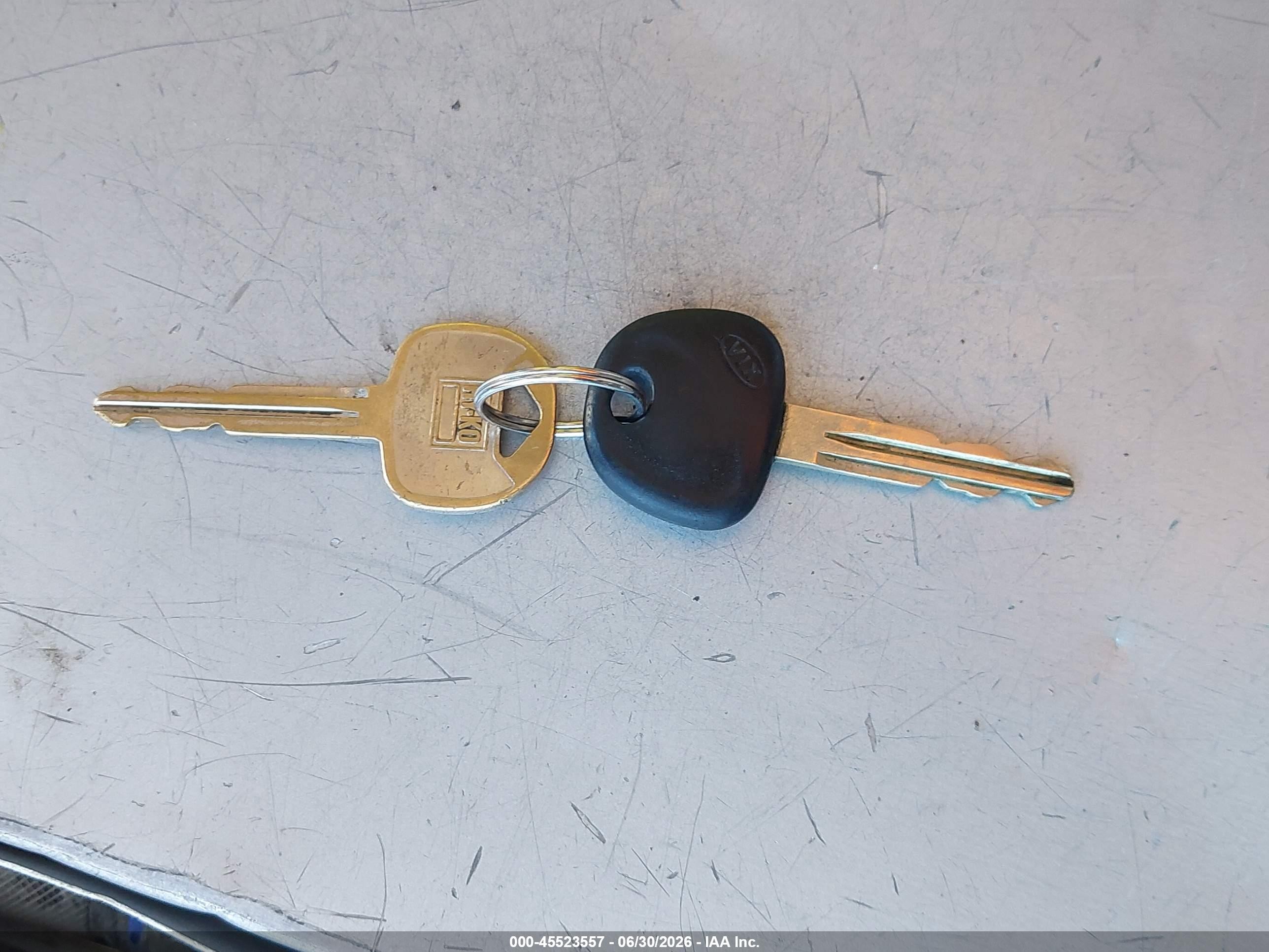 2013 Kia Soul   Cream vin: KNDJT2A50D7554315