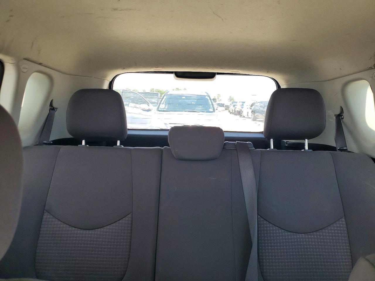 2013 Kia Soul Base White vin: KNDJT2A50D7577464
