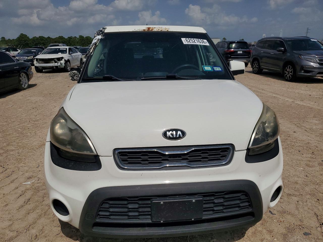 2013 Kia Soul Base White vin: KNDJT2A50D7577464