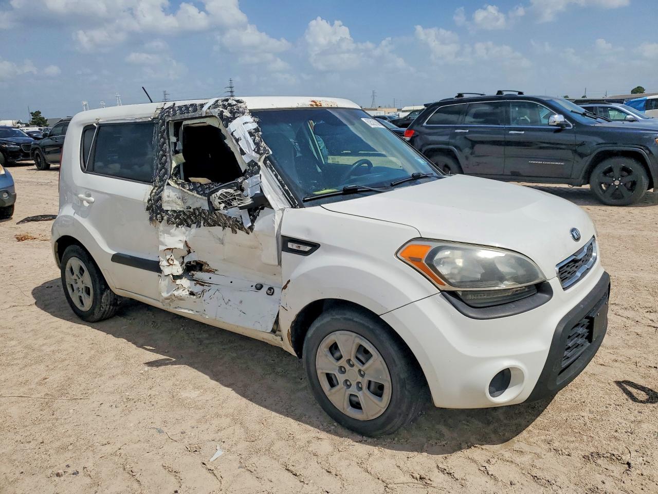 2013 Kia Soul Base White vin: KNDJT2A50D7577464