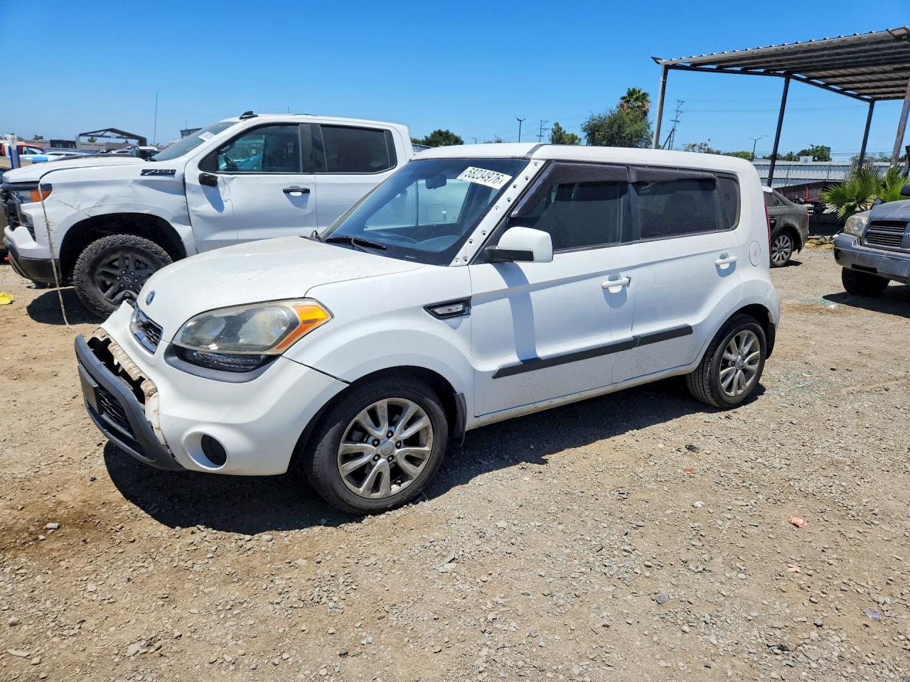 2013 Kia Soul Base Белый vin: KNDJT2A50D7577514