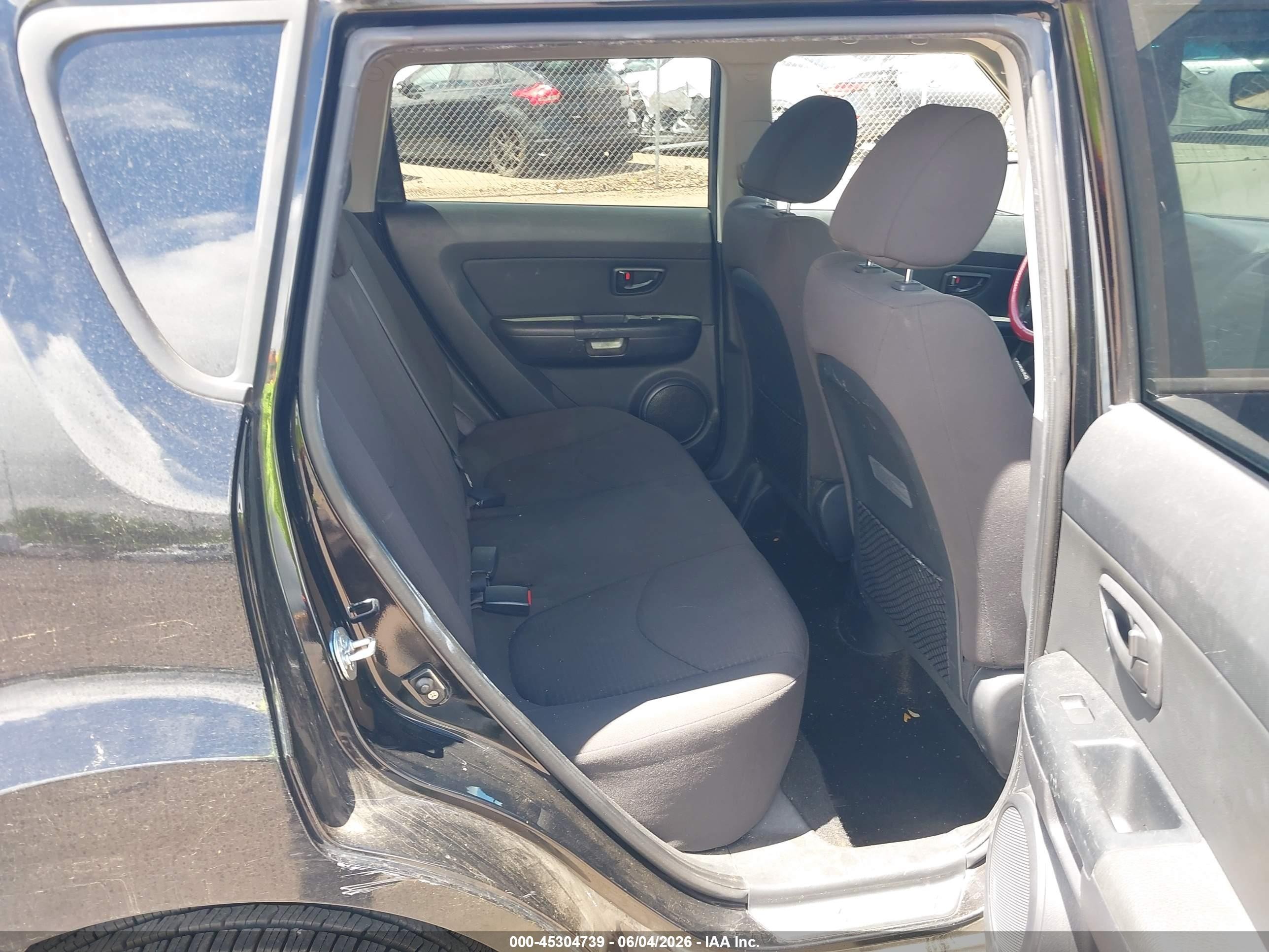 2013 Kia Soul   Black vin: KNDJT2A50D7618210
