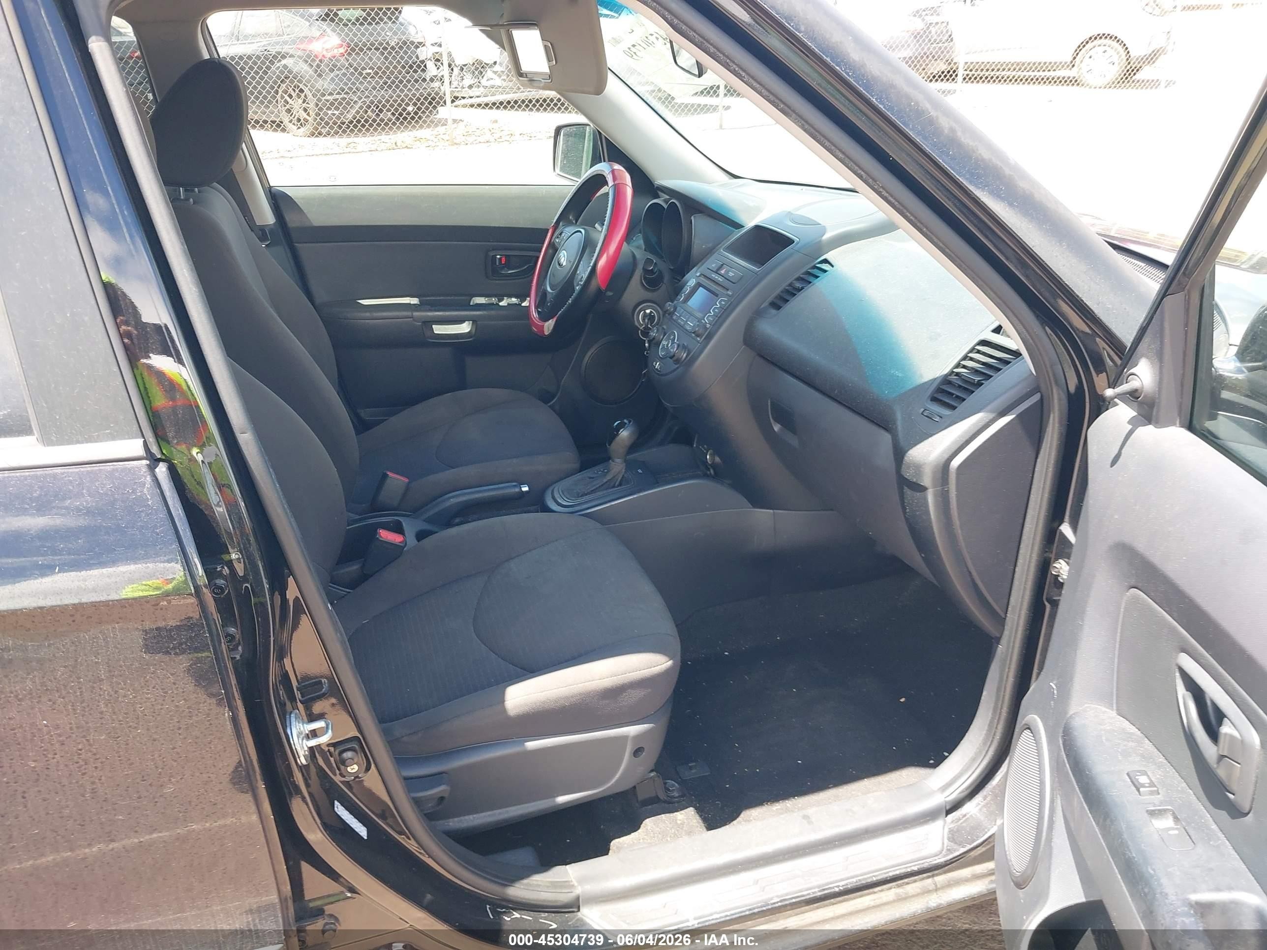 2013 Kia Soul   Black vin: KNDJT2A50D7618210