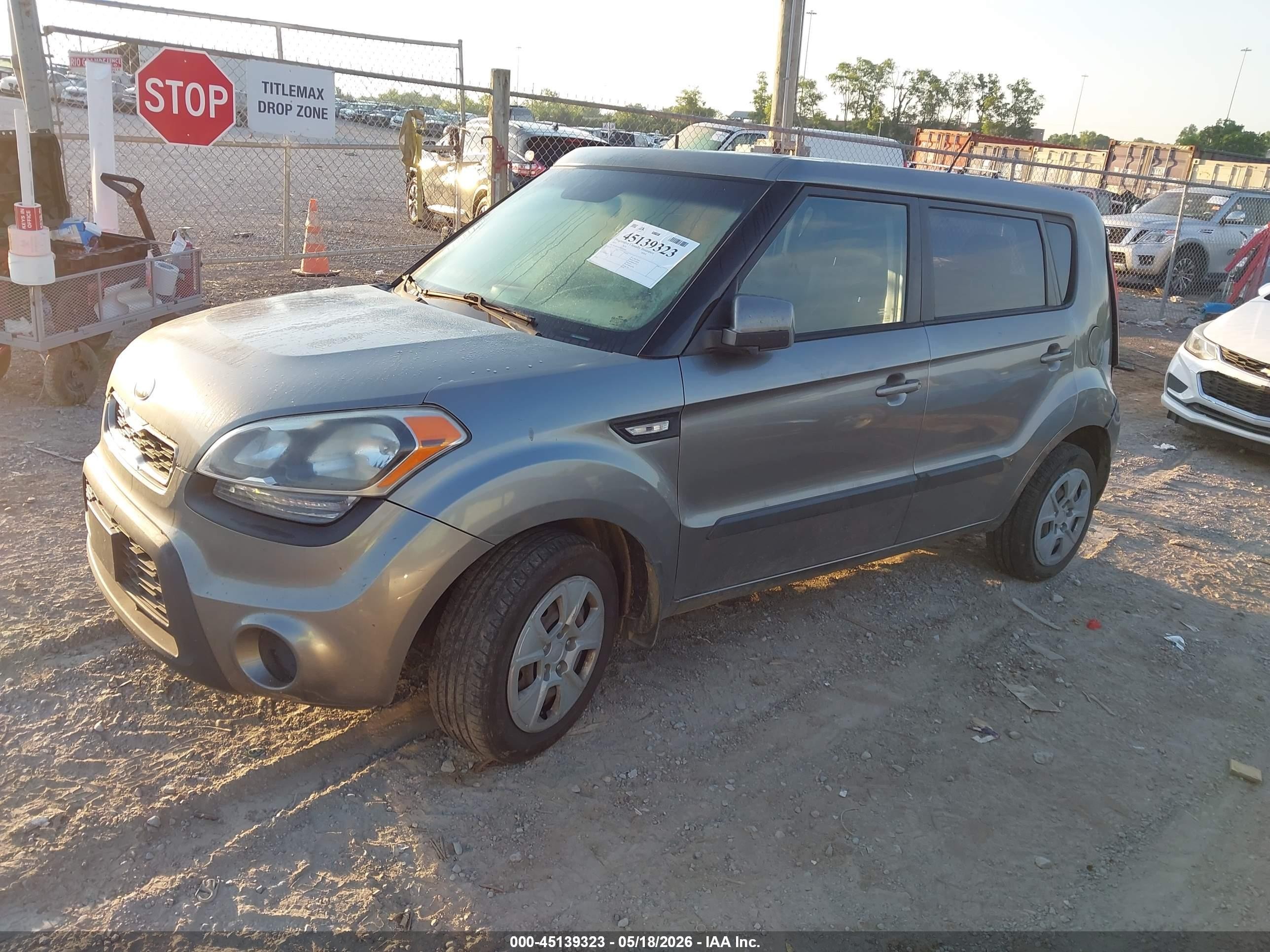 2013 Kia Soul   Серый vin: KNDJT2A50D7628462