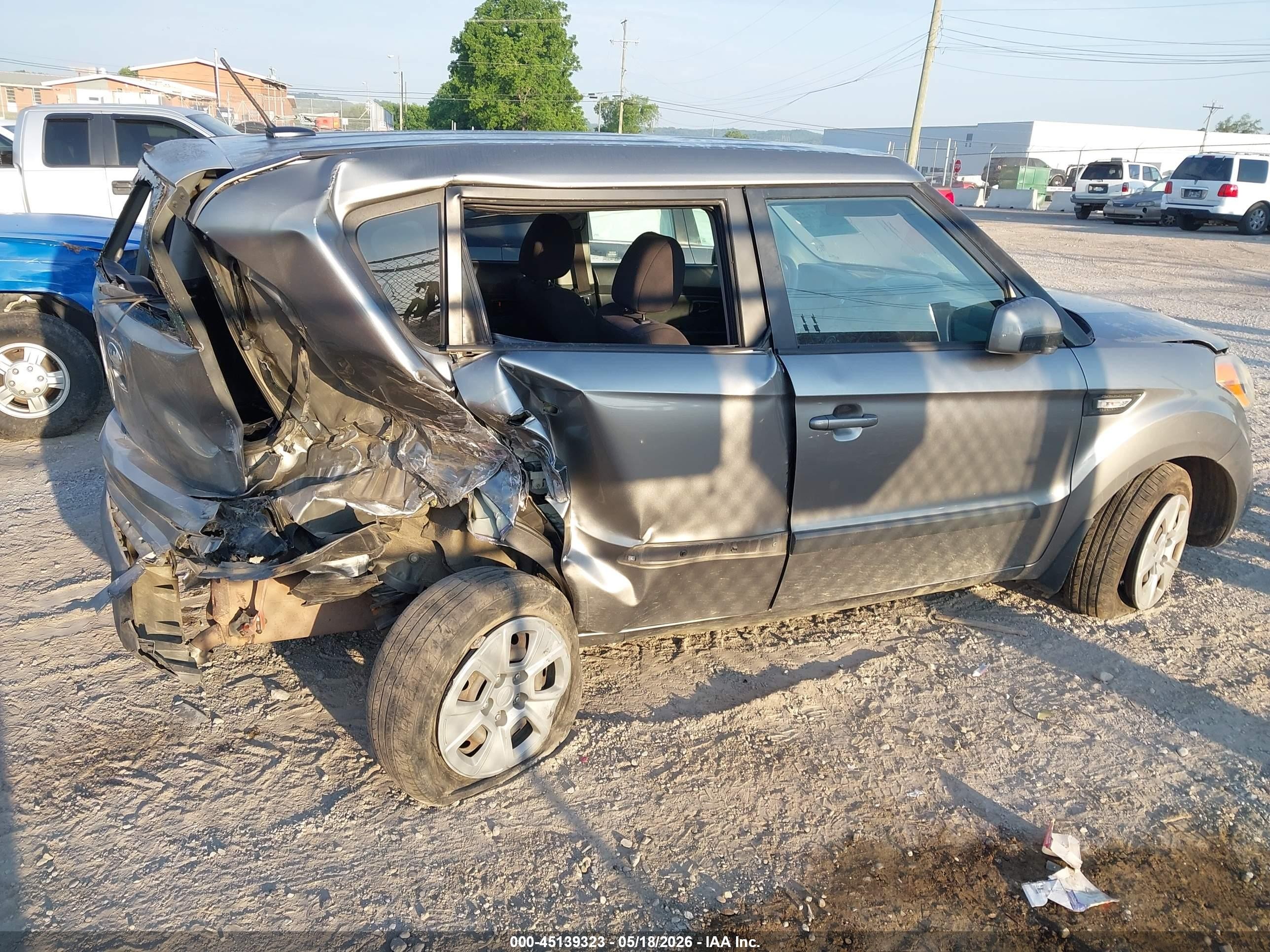 2013 Kia Soul   Серый vin: KNDJT2A50D7628462