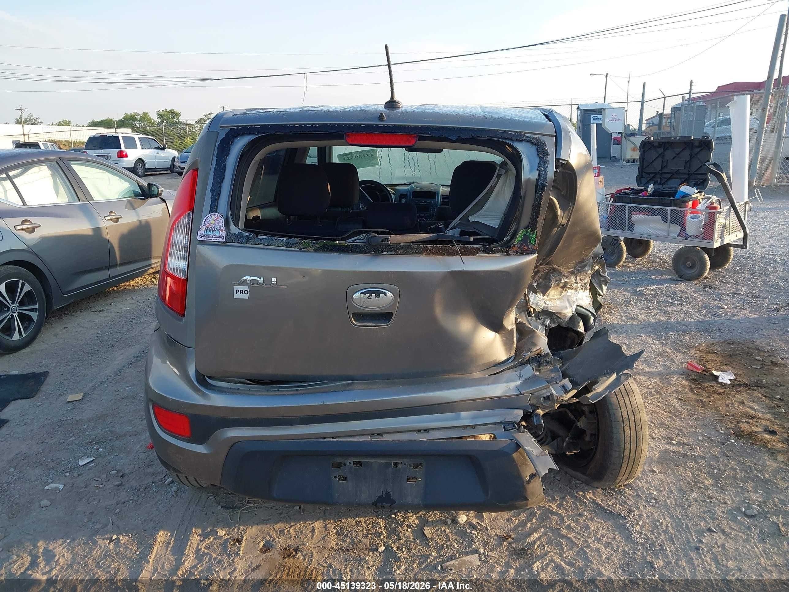 2013 Kia Soul   Серый vin: KNDJT2A50D7628462