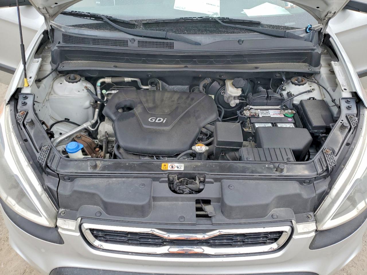 2012 Kia Soul Base Silver vin: KNDJT2A51C7449894