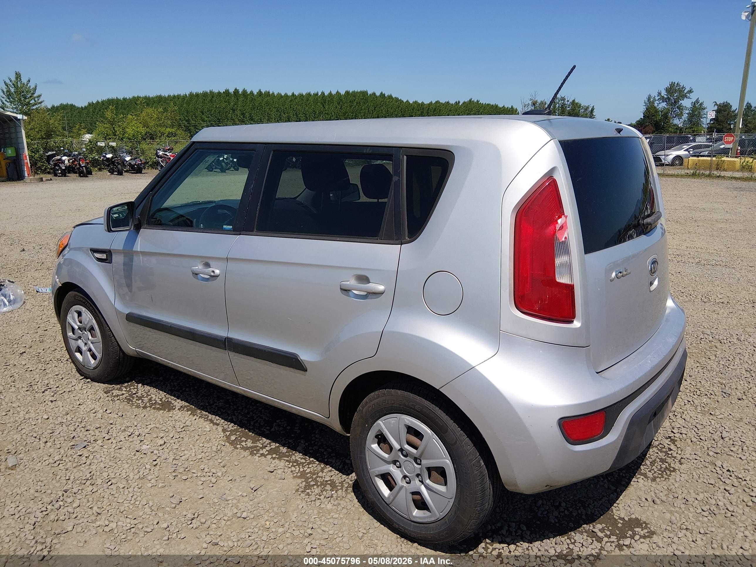 2012 Kia Soul Серебряный vin: KNDJT2A51C7462242