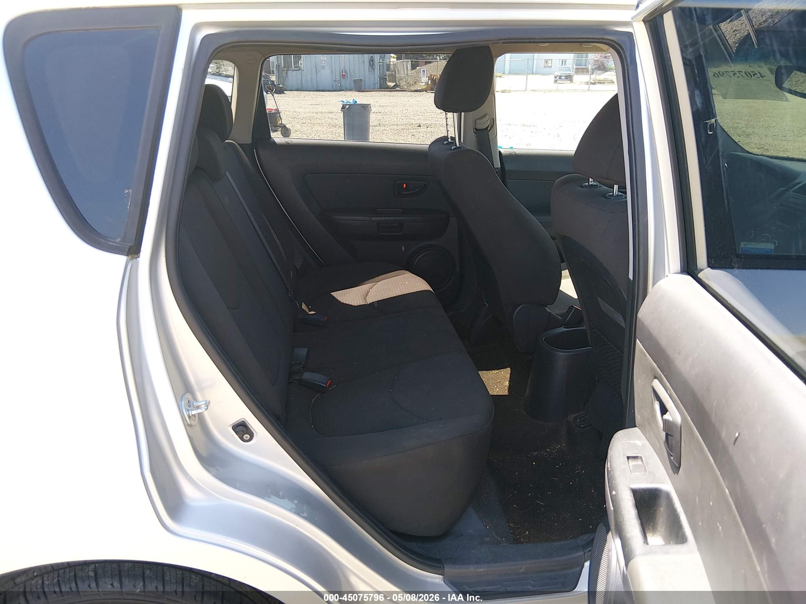 2012 Kia Soul Серебряный vin: KNDJT2A51C7462242