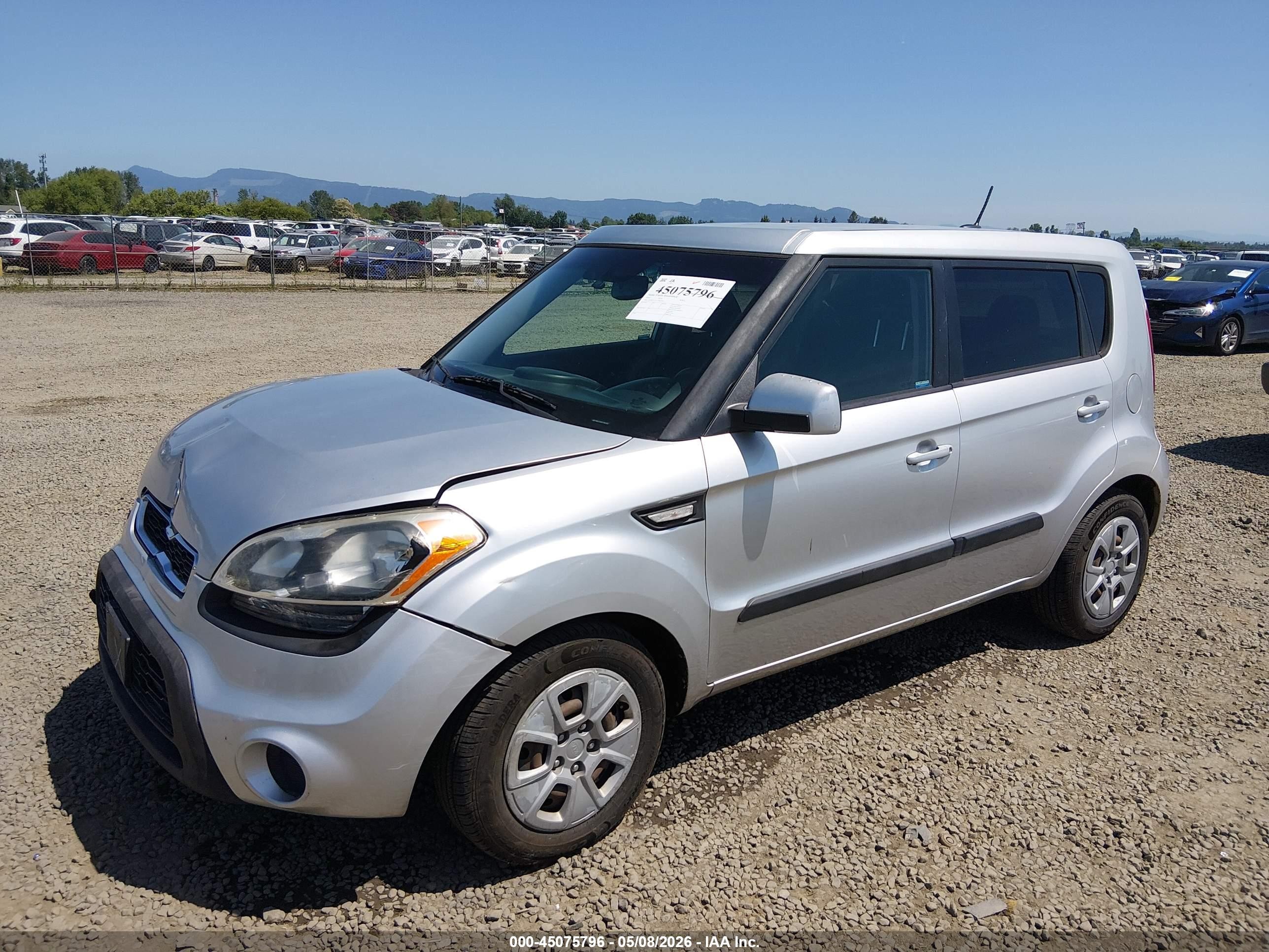 2012 Kia Soul Серебряный vin: KNDJT2A51C7462242