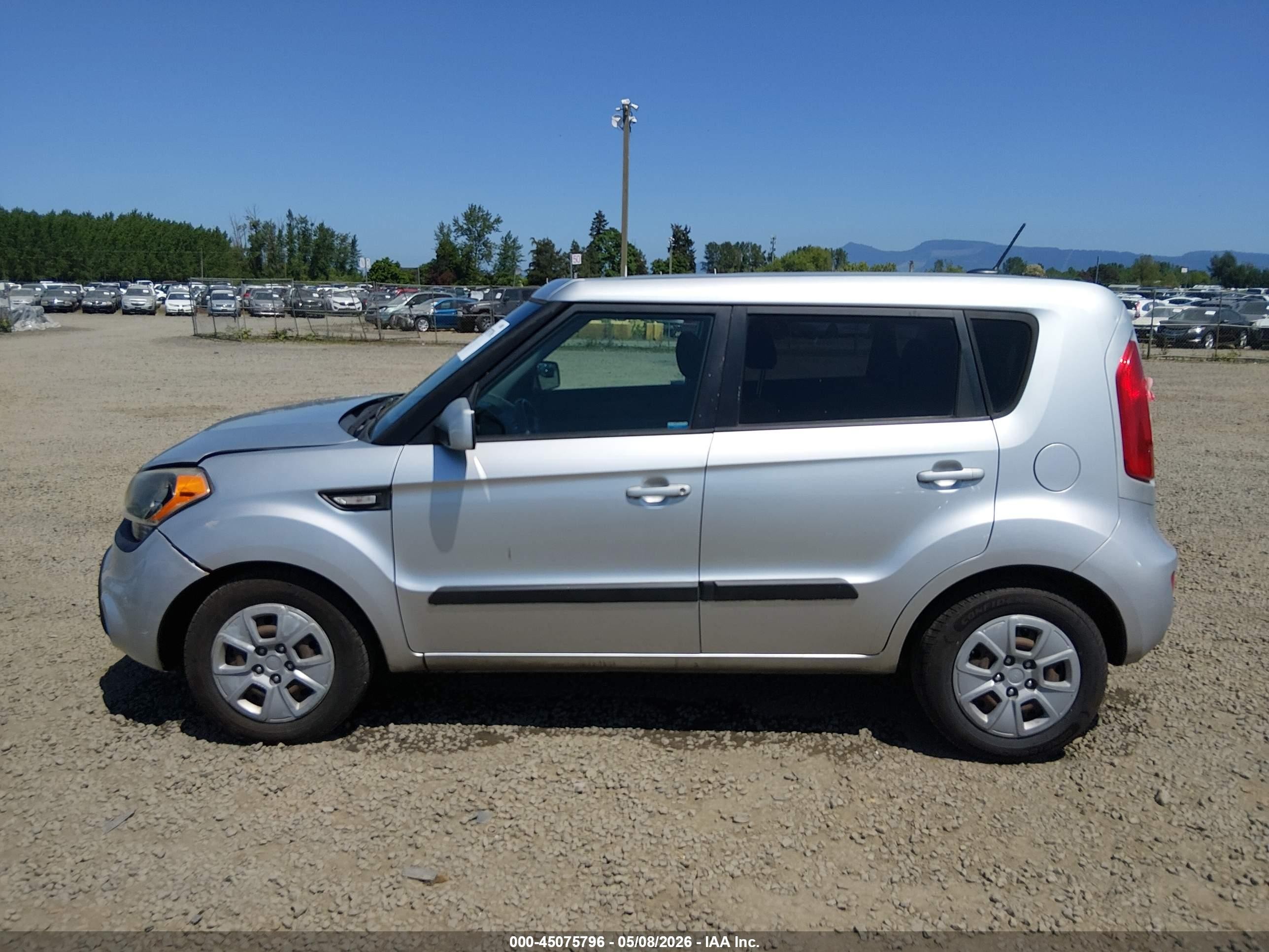 2012 Kia Soul Серебряный vin: KNDJT2A51C7462242