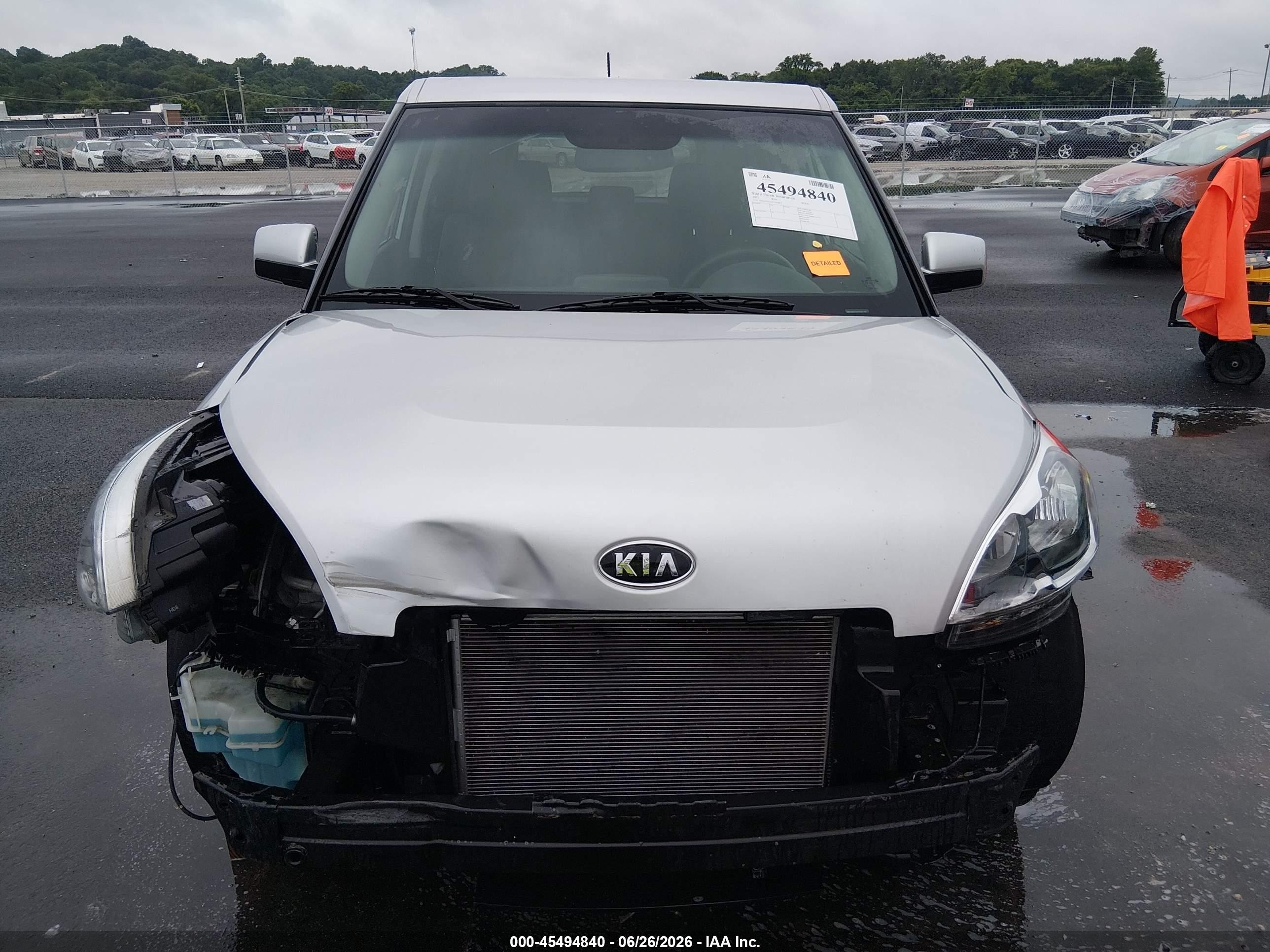 2012 Kia Soul Silver vin: KNDJT2A51C7462855