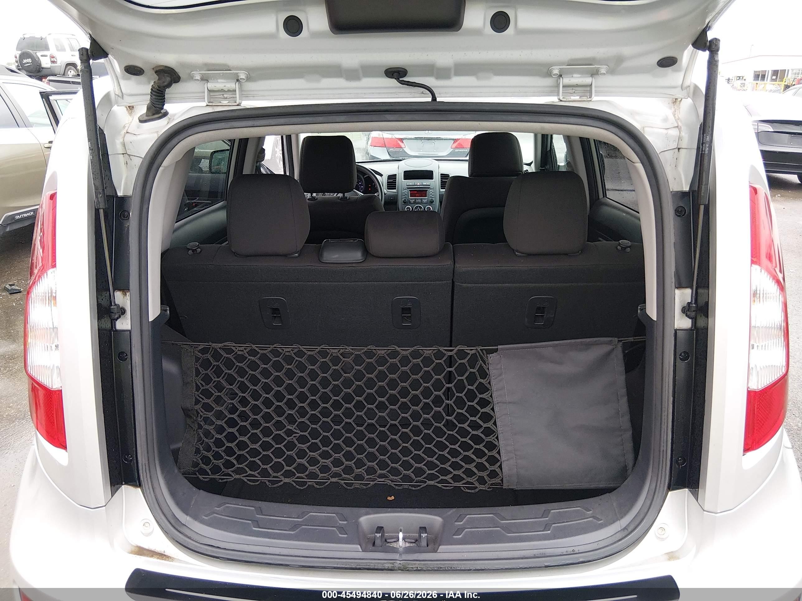 2012 Kia Soul Silver vin: KNDJT2A51C7462855