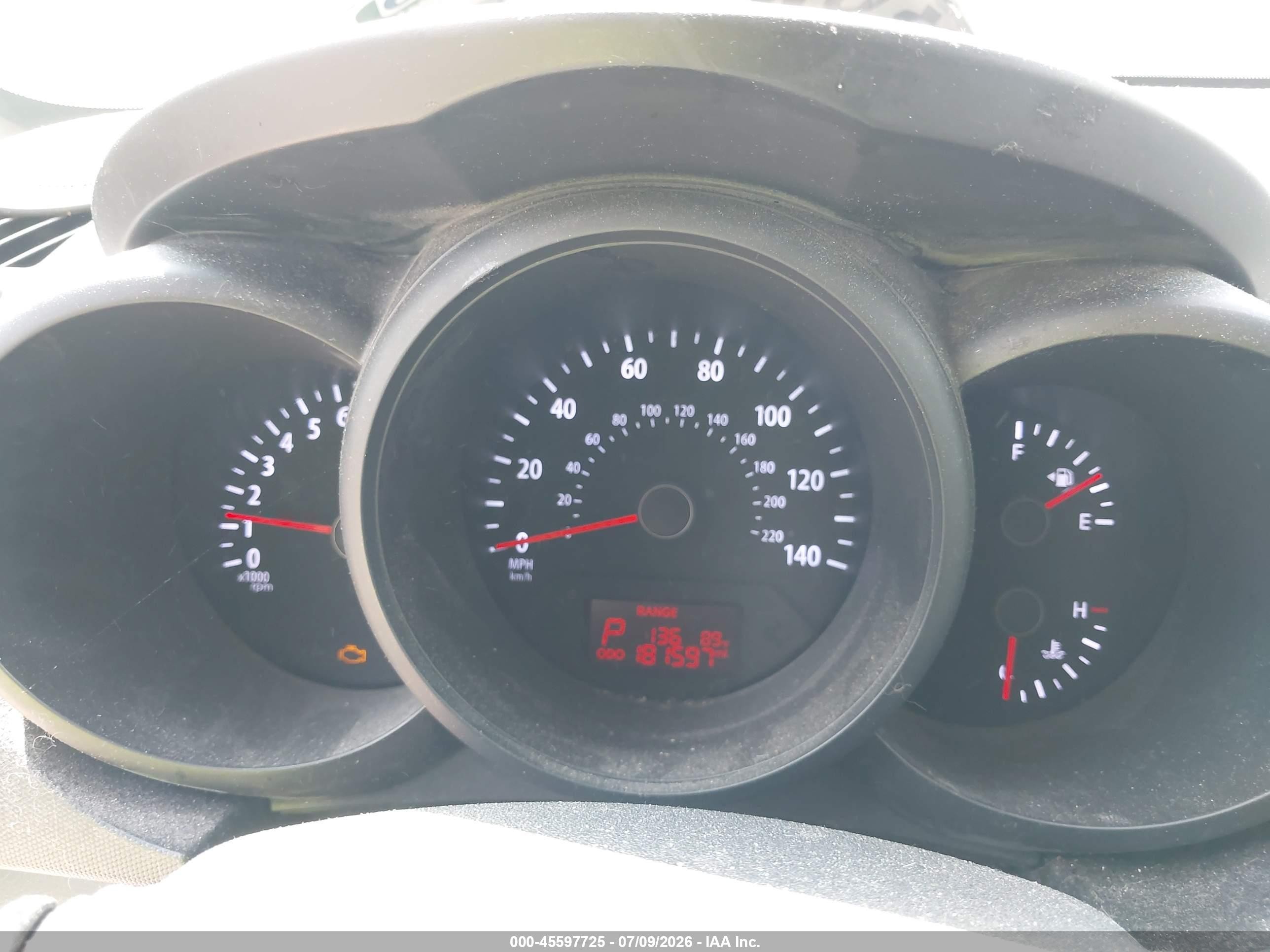 2012 Kia Soul   Cream vin: KNDJT2A51C7464220