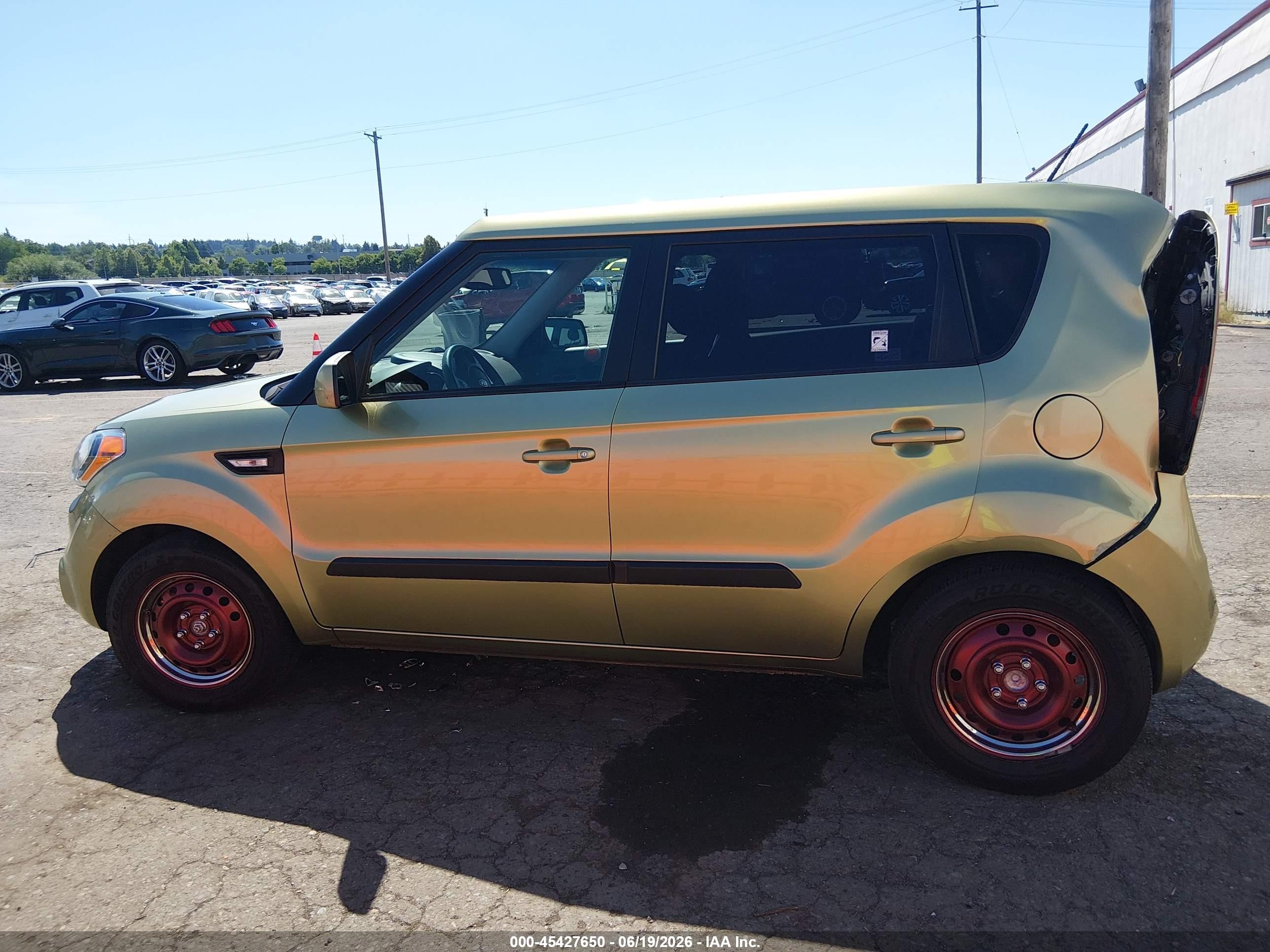 2012 Kia Soul   Green vin: KNDJT2A51C7466582