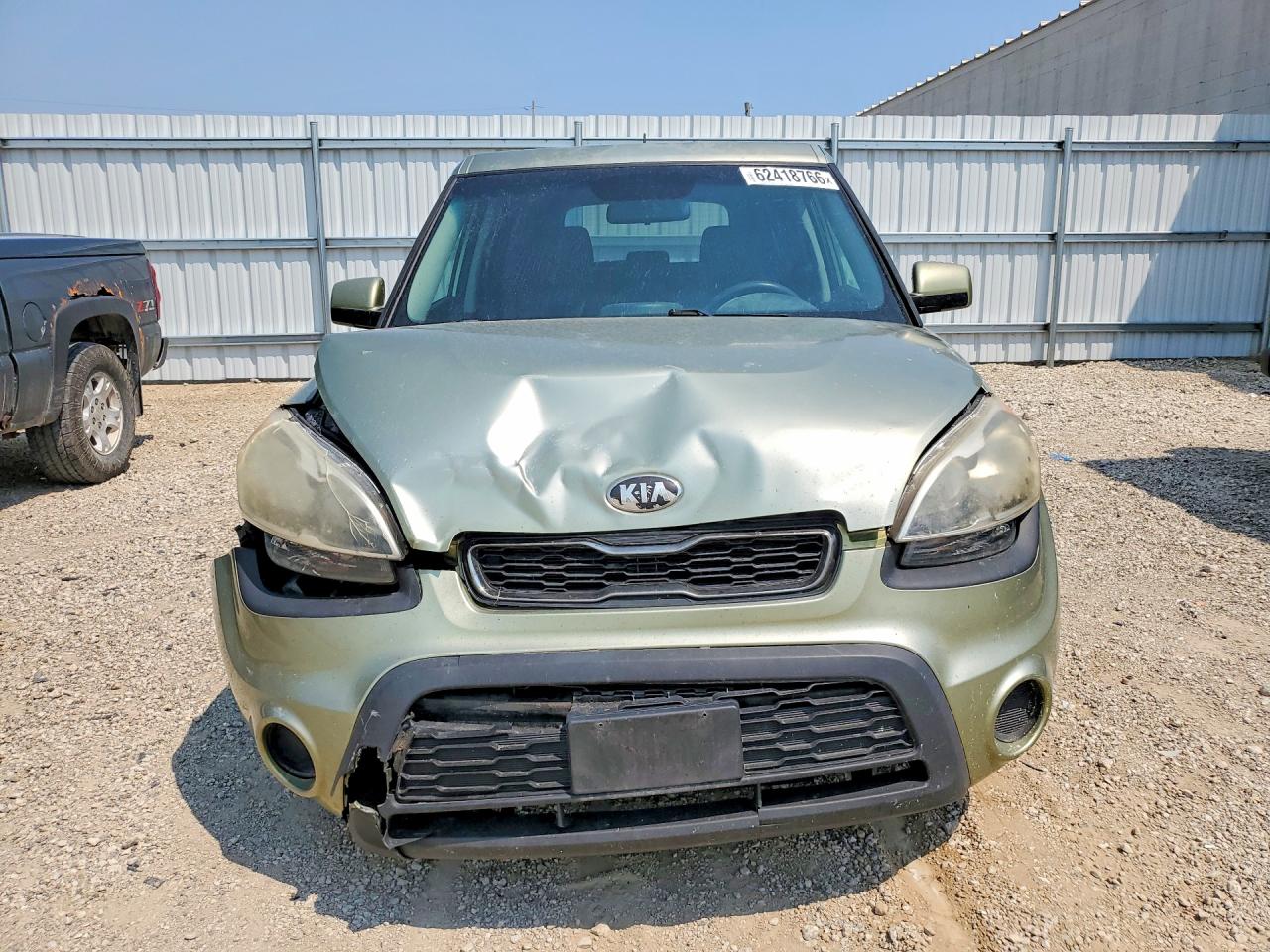 2013 Kia Soul Base Green vin: KNDJT2A51D7483268