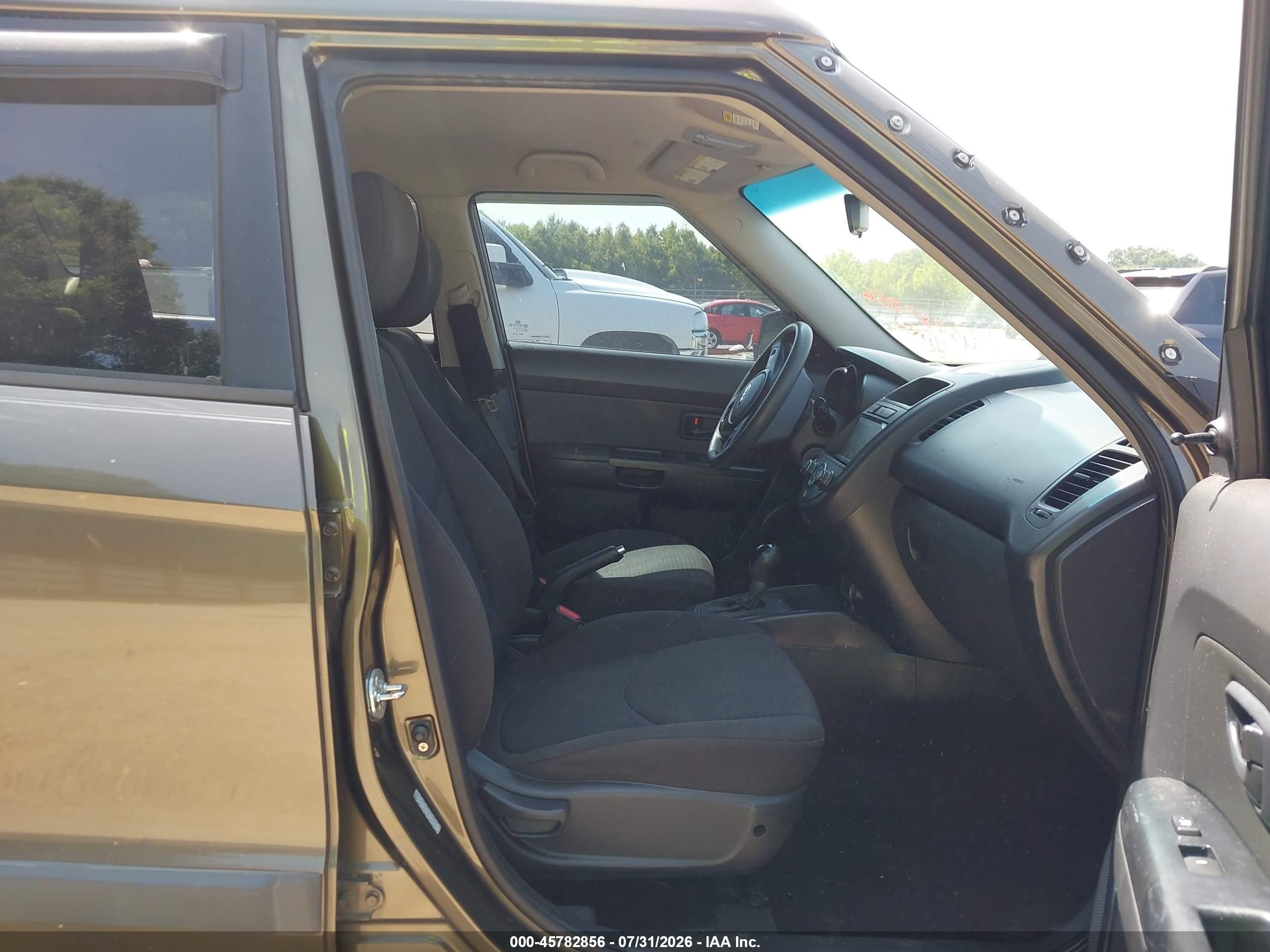 2013 Kia Soul   Brown vin: KNDJT2A51D7499552