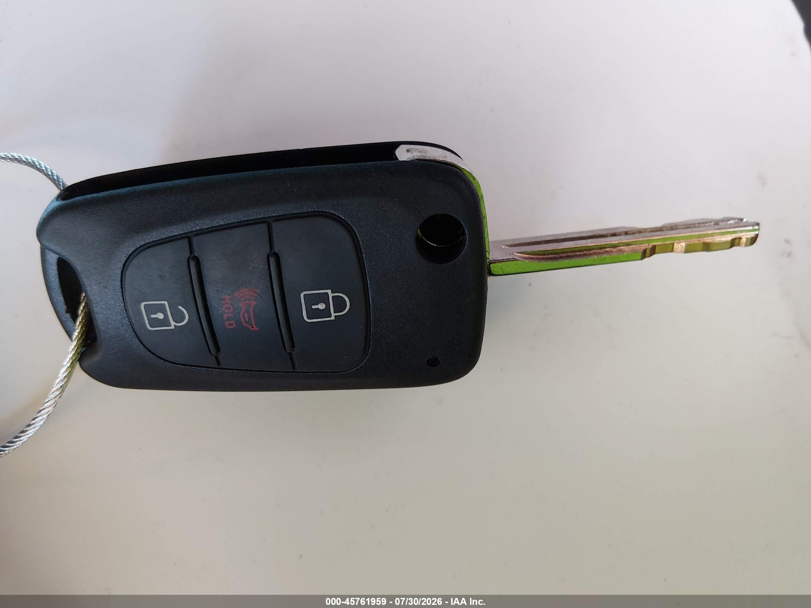 2013 Kia Soul   Red vin: KNDJT2A51D7501705