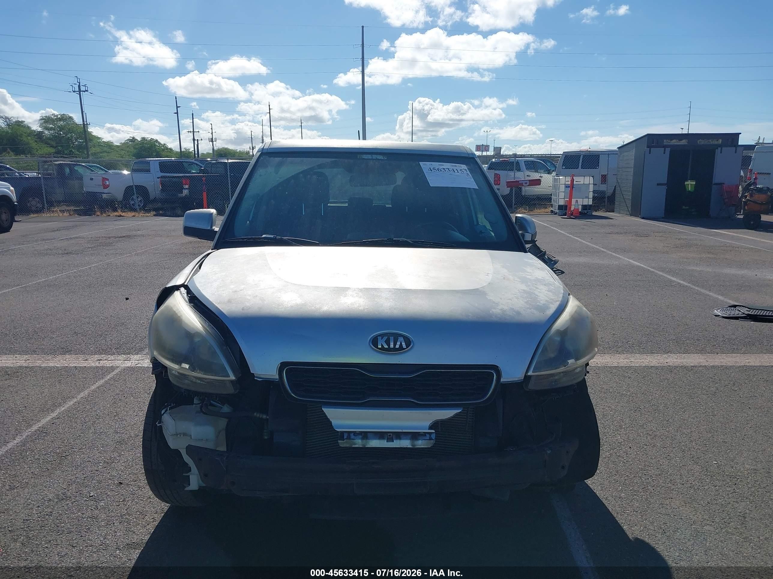 2013 Kia Soul   Silver vin: KNDJT2A51D7510291