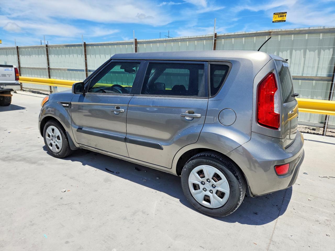 2013 Kia Soul Base Серый vin: KNDJT2A51D7607040