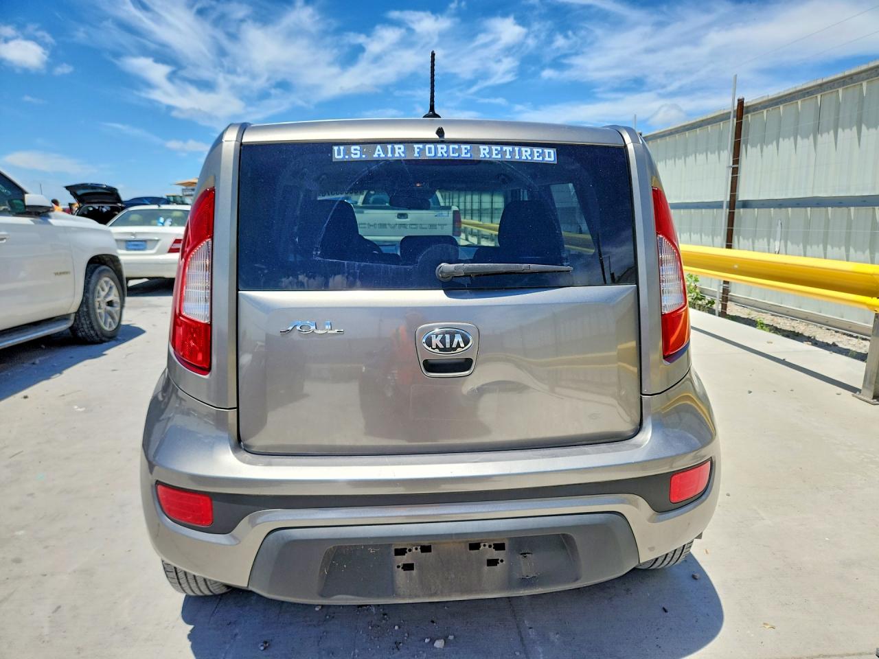 2013 Kia Soul Base Серый vin: KNDJT2A51D7607040