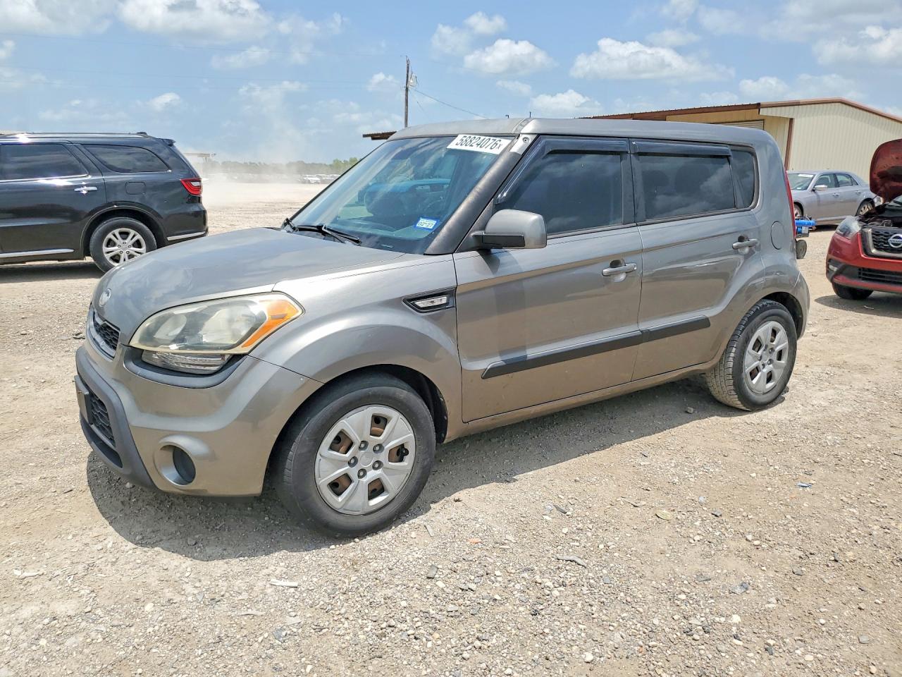 2013 Kia Soul Base Gray vin: KNDJT2A51D7620502