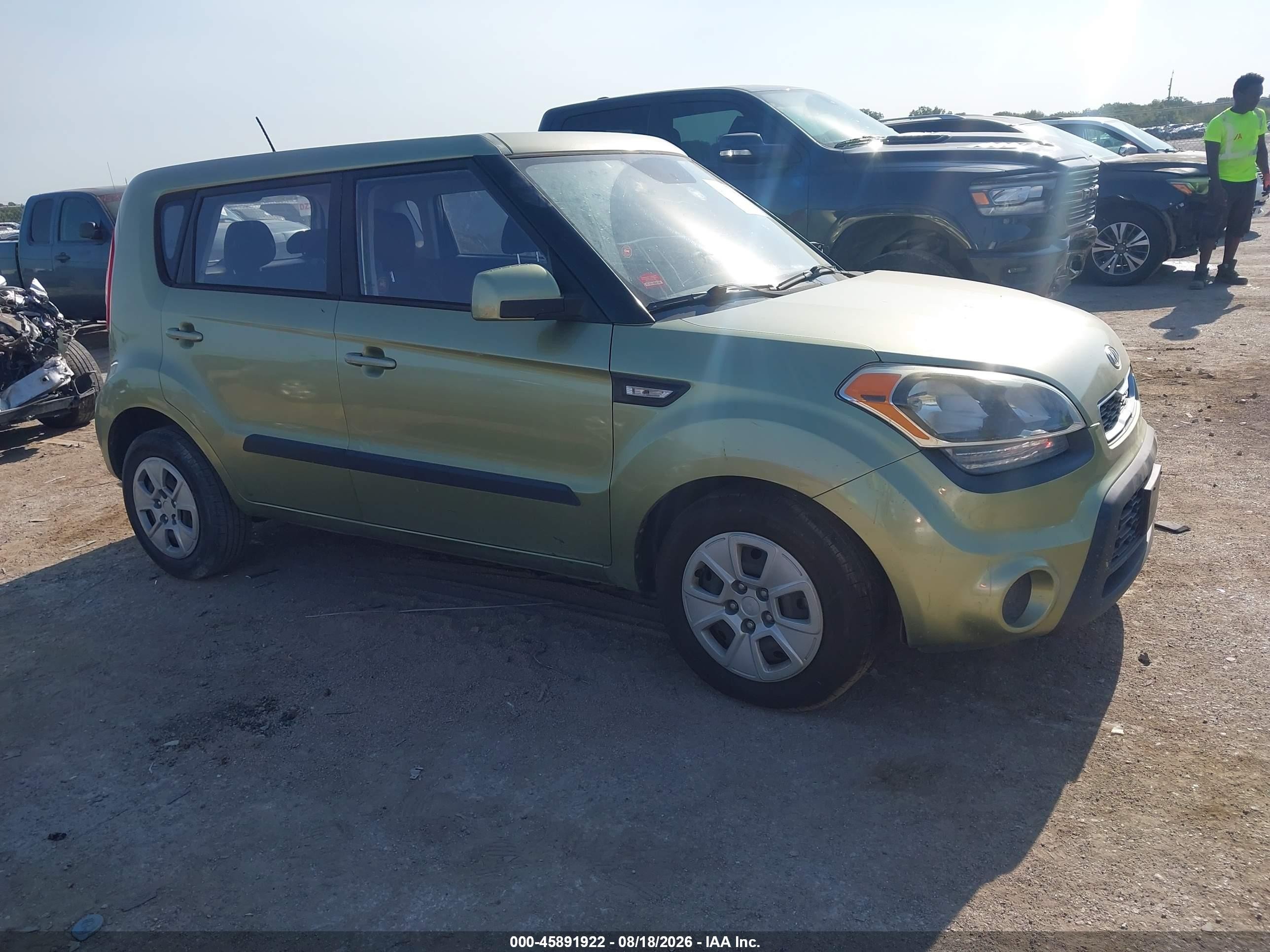 2012 Kia Soul Green vin: KNDJT2A52C7376387