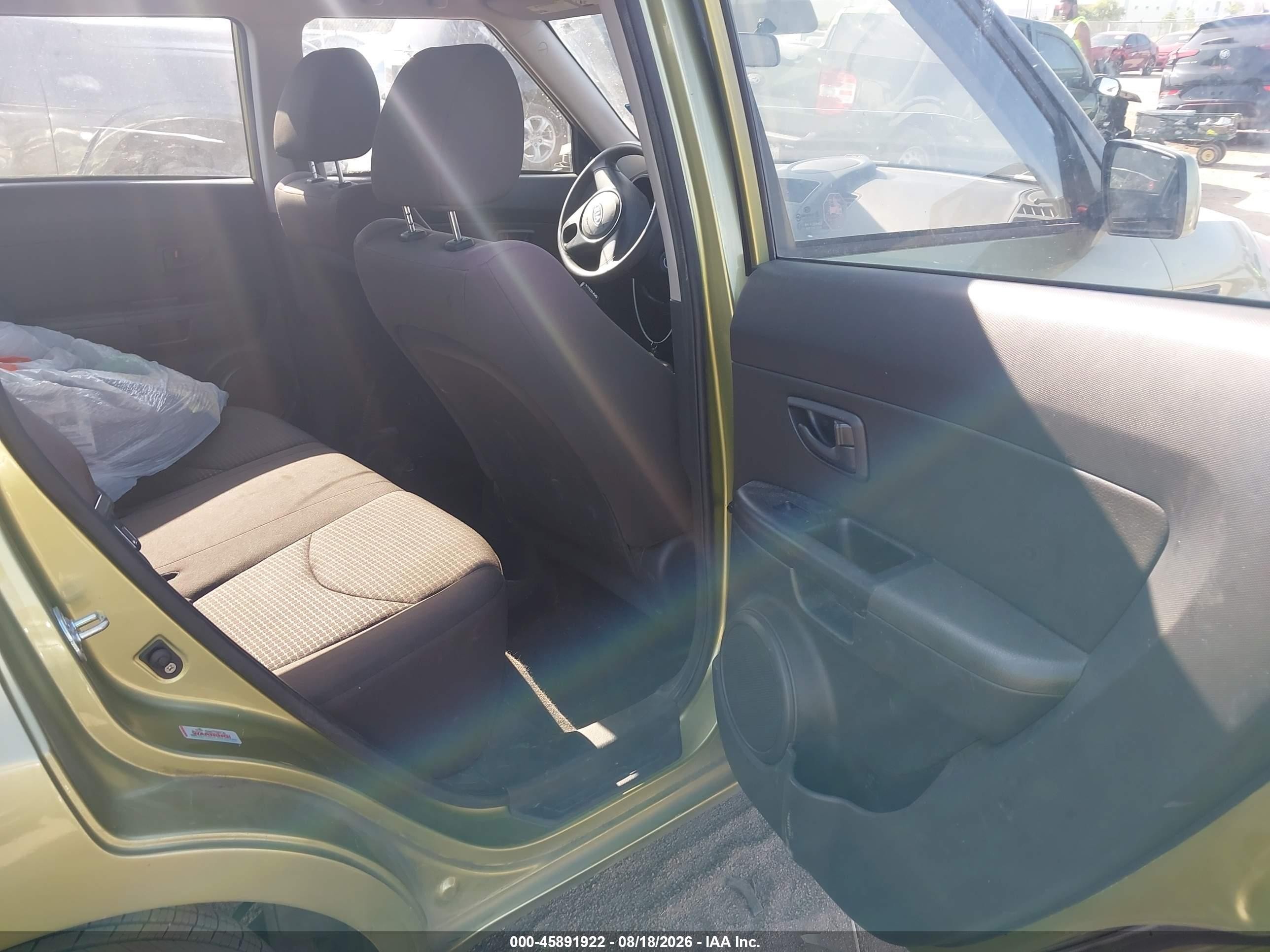 2012 Kia Soul   Green vin: KNDJT2A52C7376387