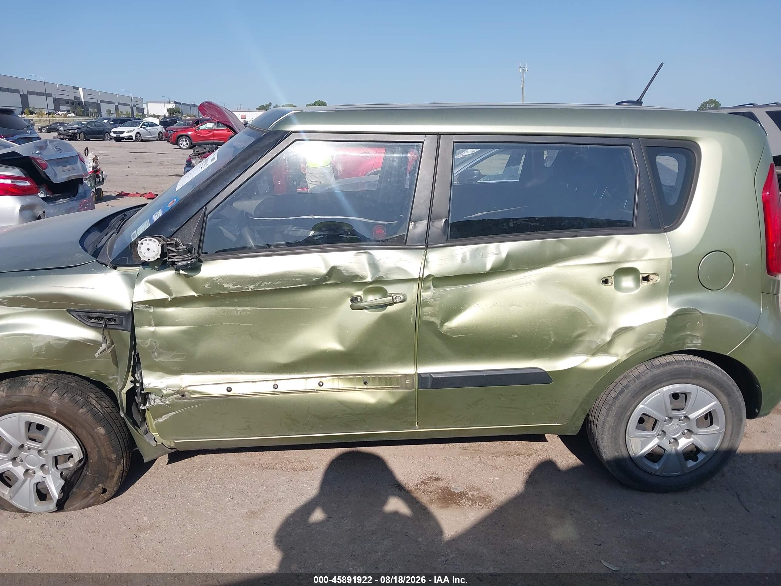 2012 Kia Soul   Green vin: KNDJT2A52C7376387