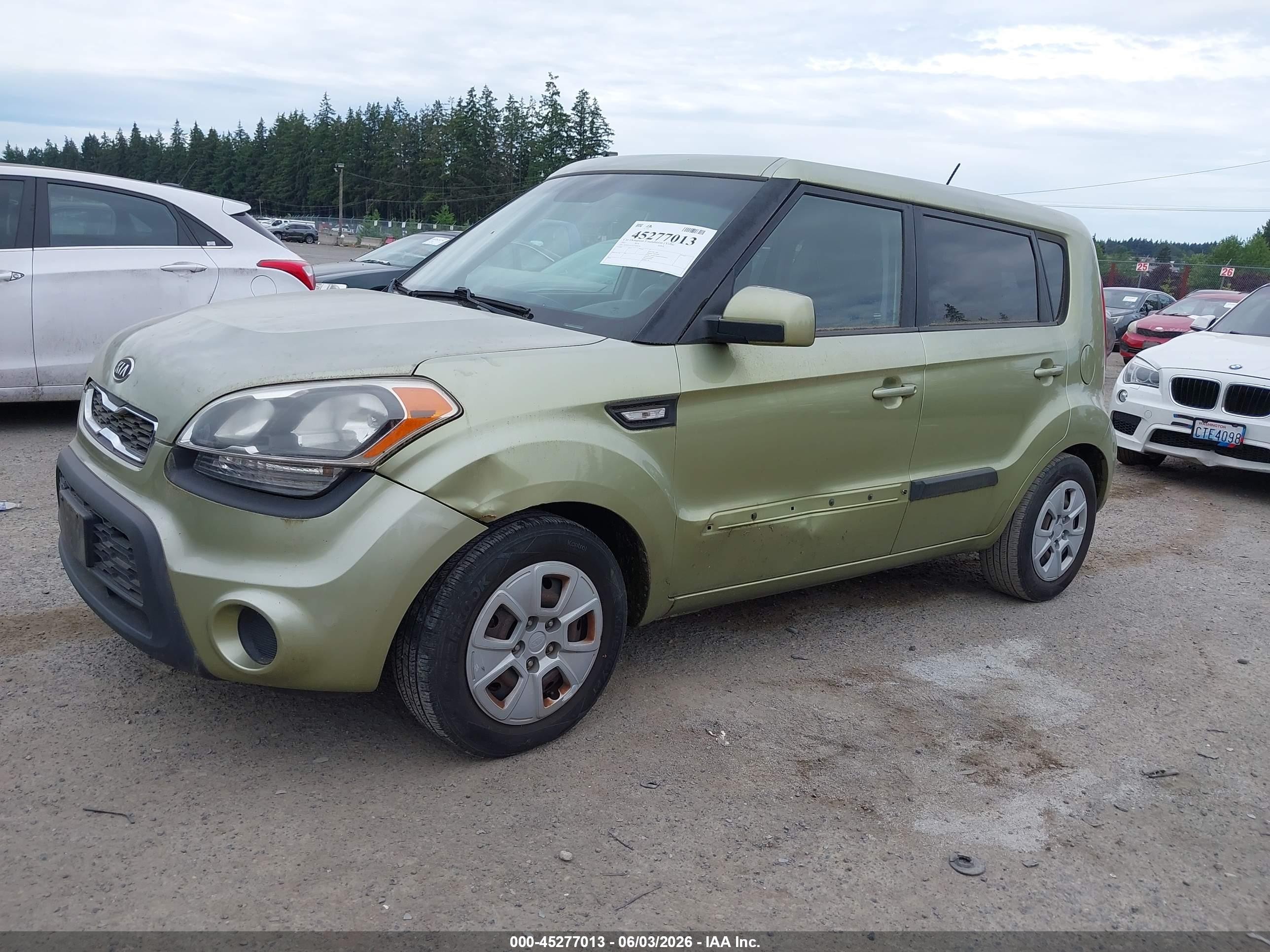 2012 Kia Soul   Green vin: KNDJT2A52C7449158