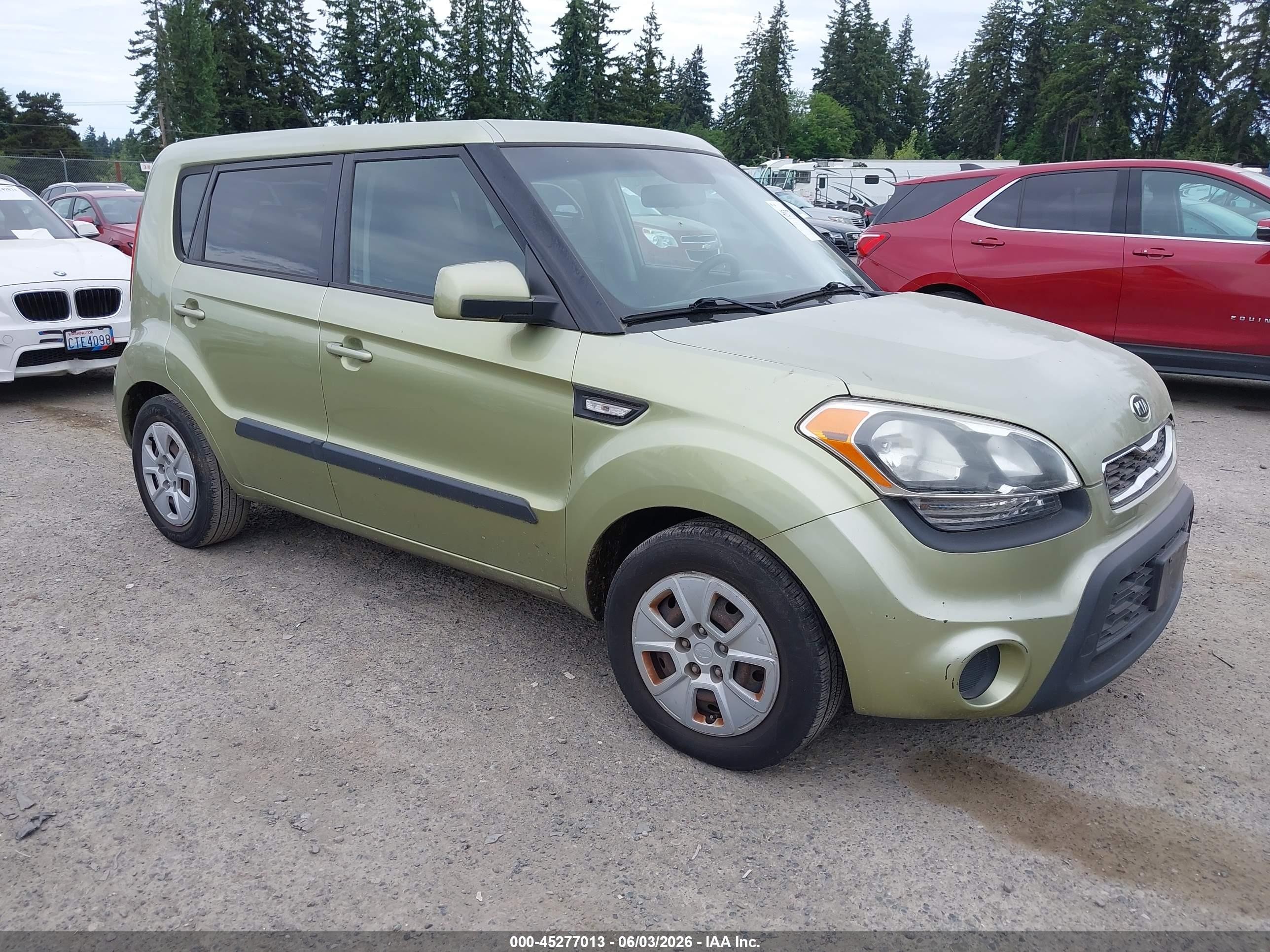 2012 Kia Soul   Green vin: KNDJT2A52C7449158