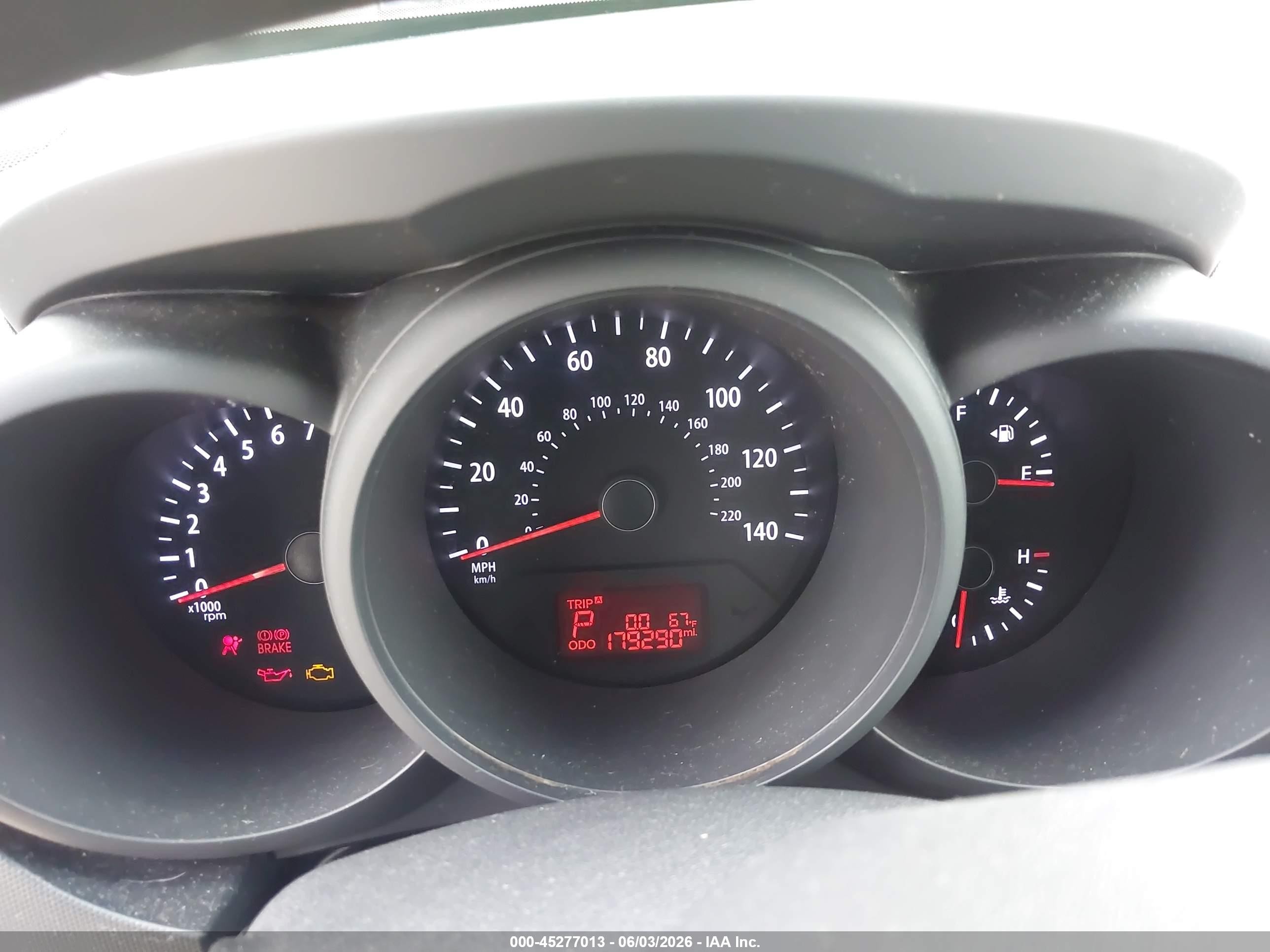 2012 Kia Soul   Green vin: KNDJT2A52C7449158