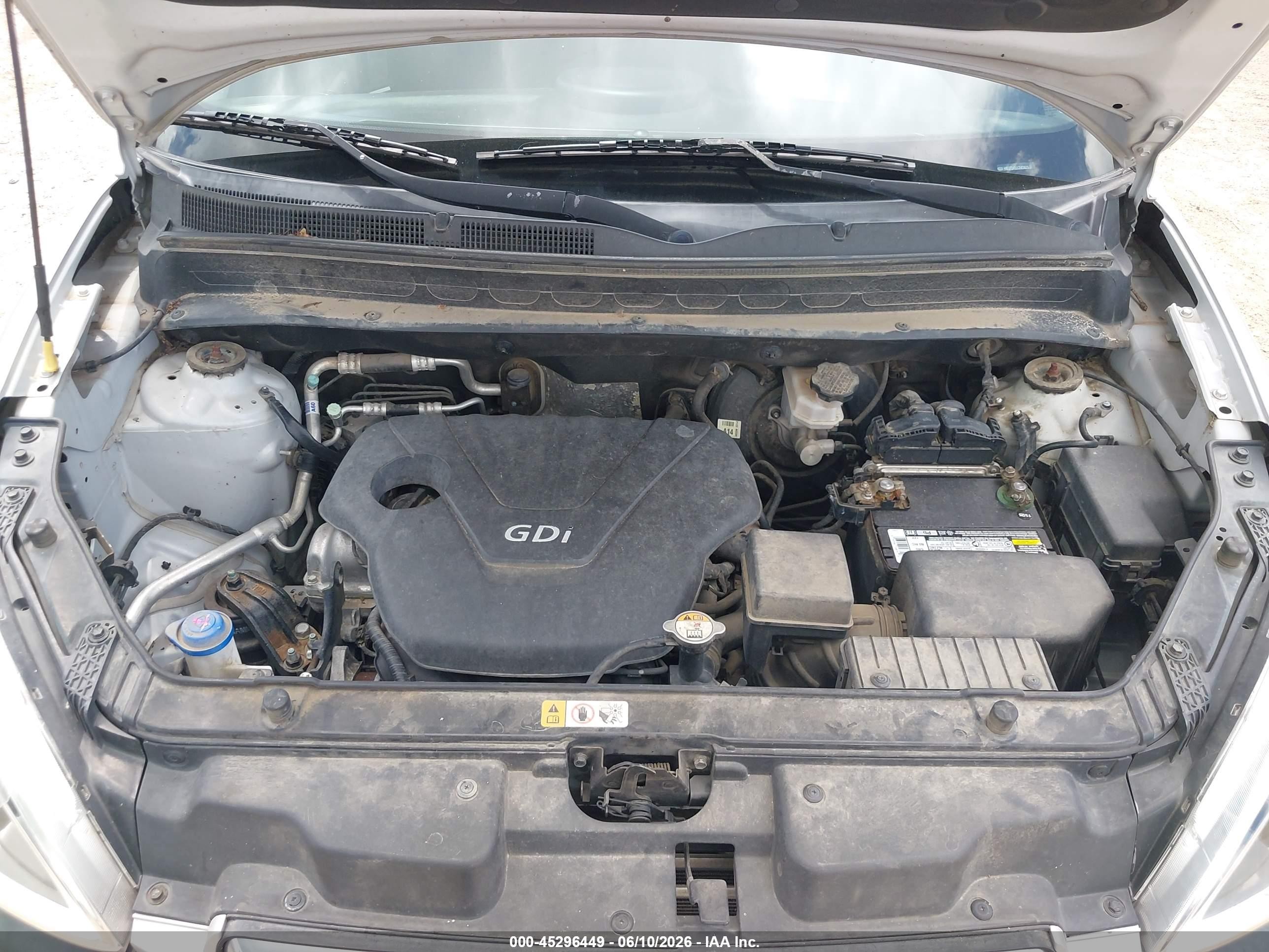 2012 Kia Soul Silver vin: KNDJT2A52C7451623