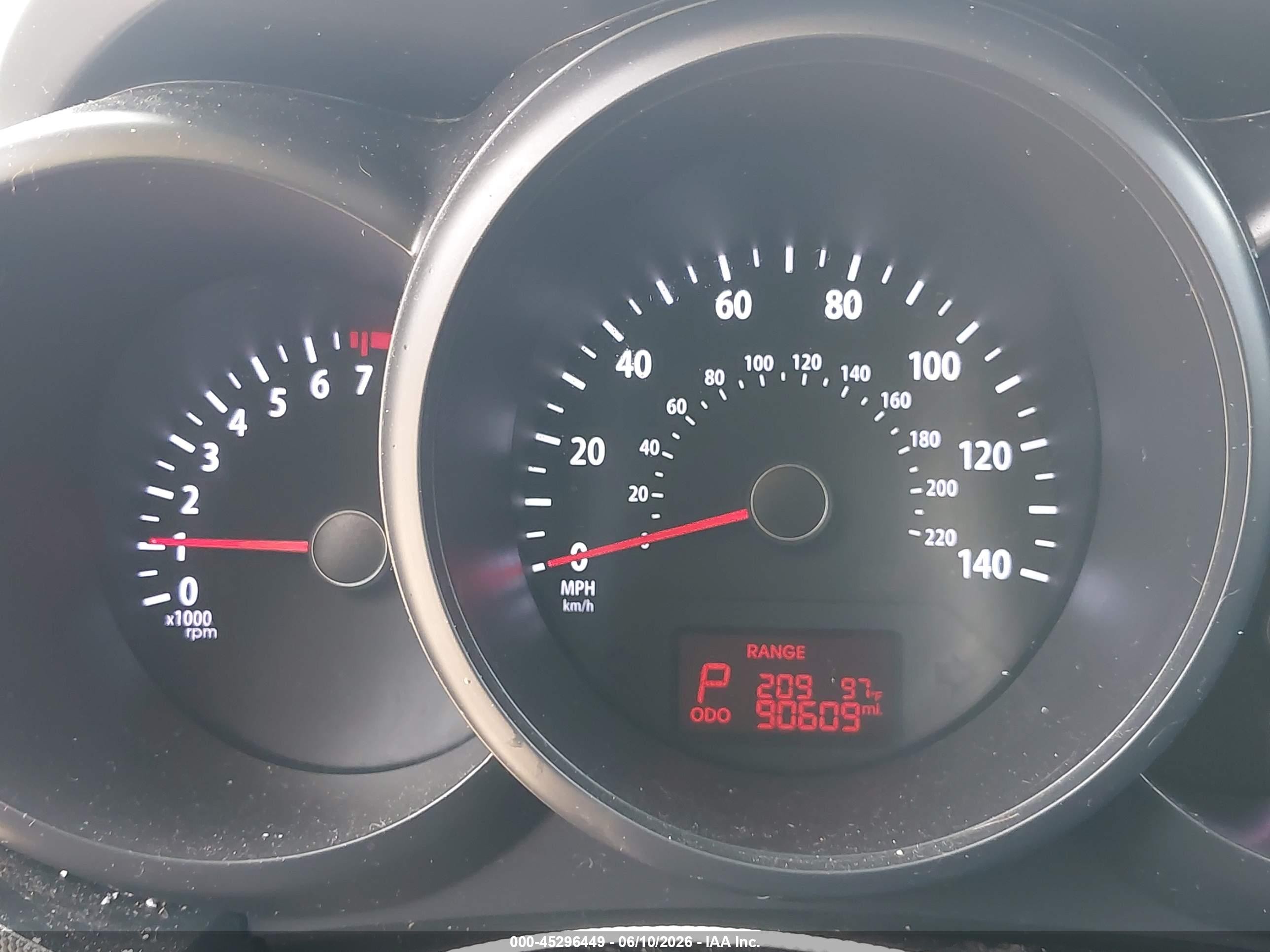 2012 Kia Soul Silver vin: KNDJT2A52C7451623