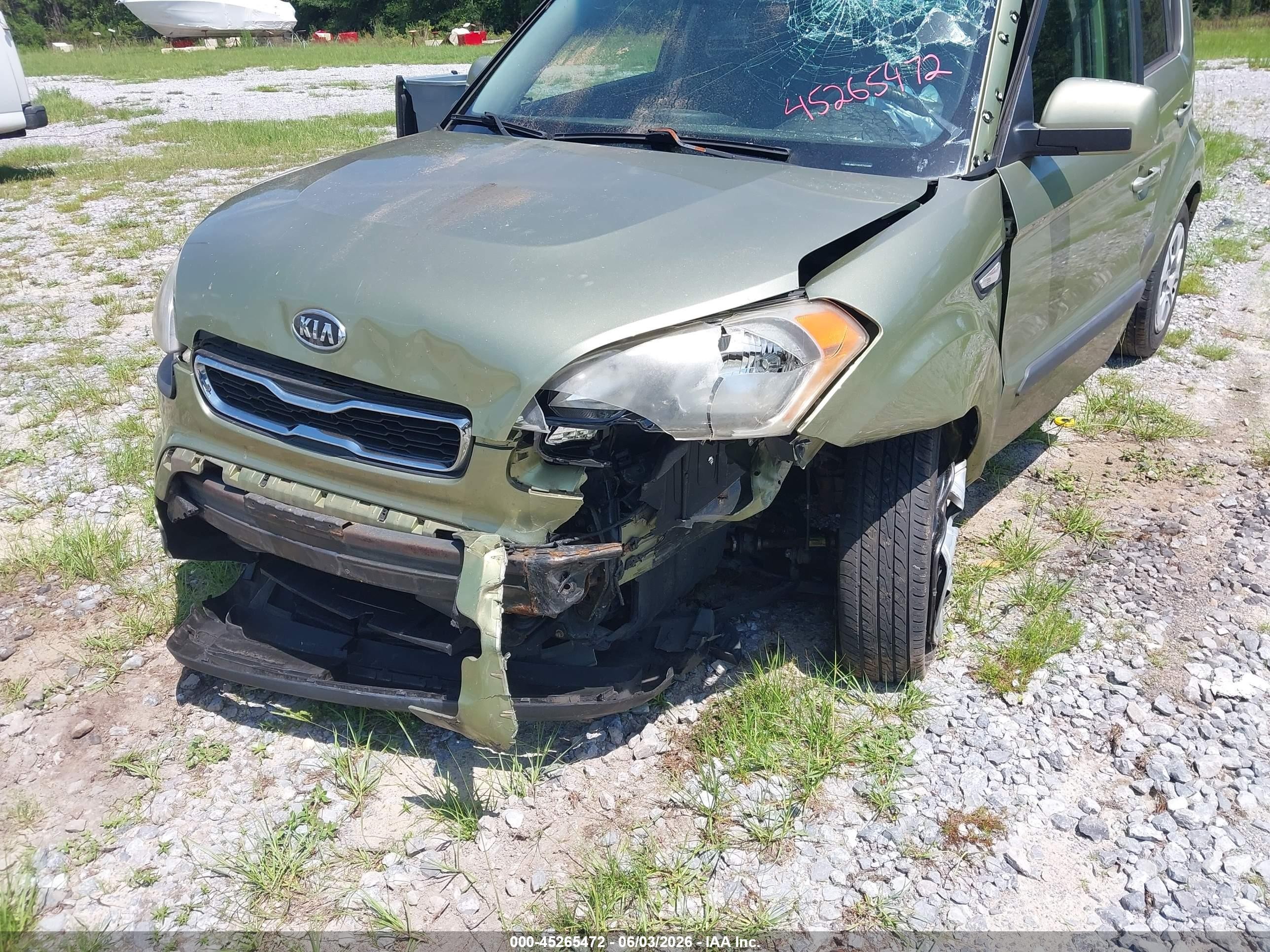 2012 Kia Soul   Green vin: KNDJT2A52C7454392