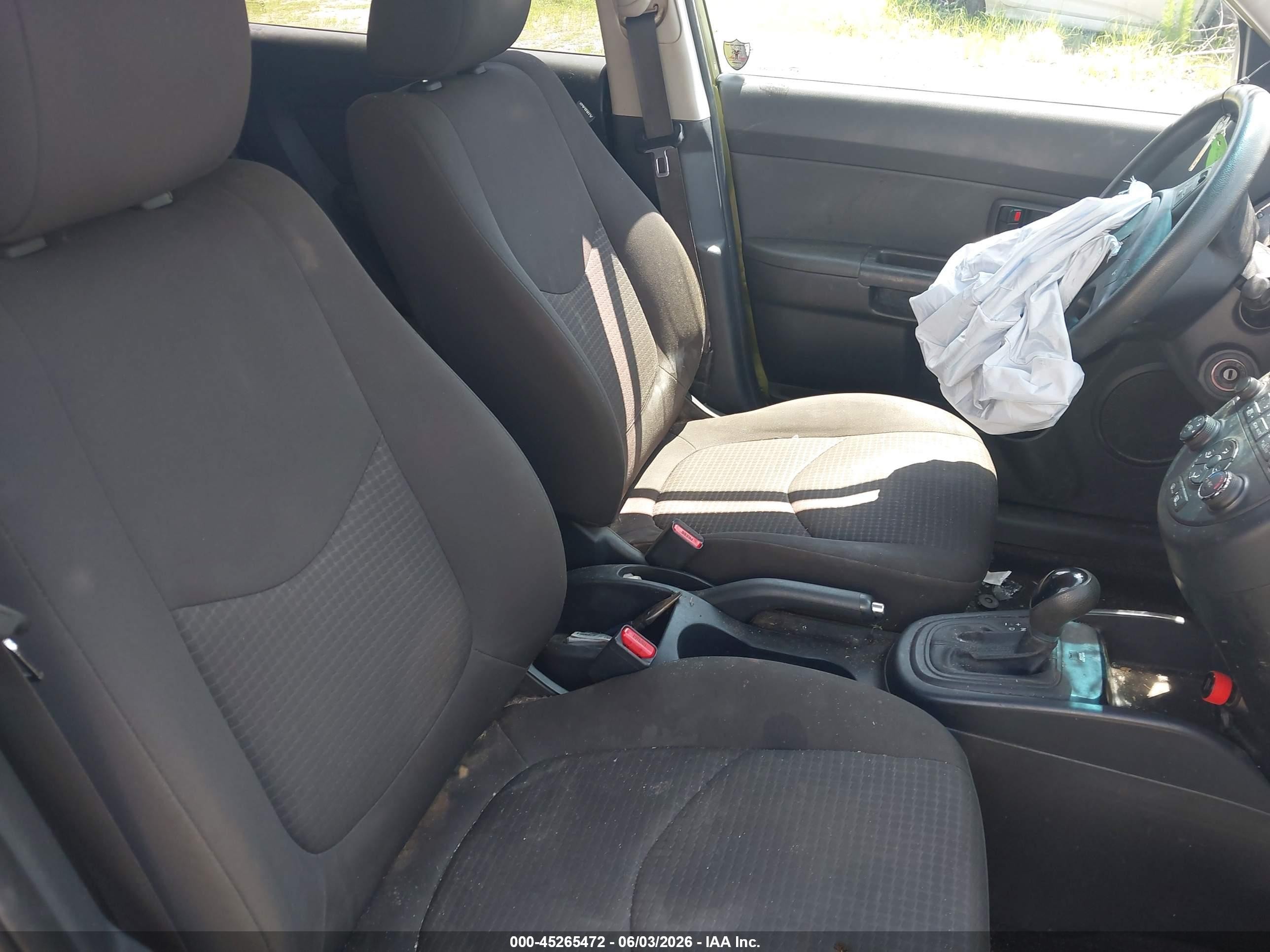 2012 Kia Soul   Green vin: KNDJT2A52C7454392