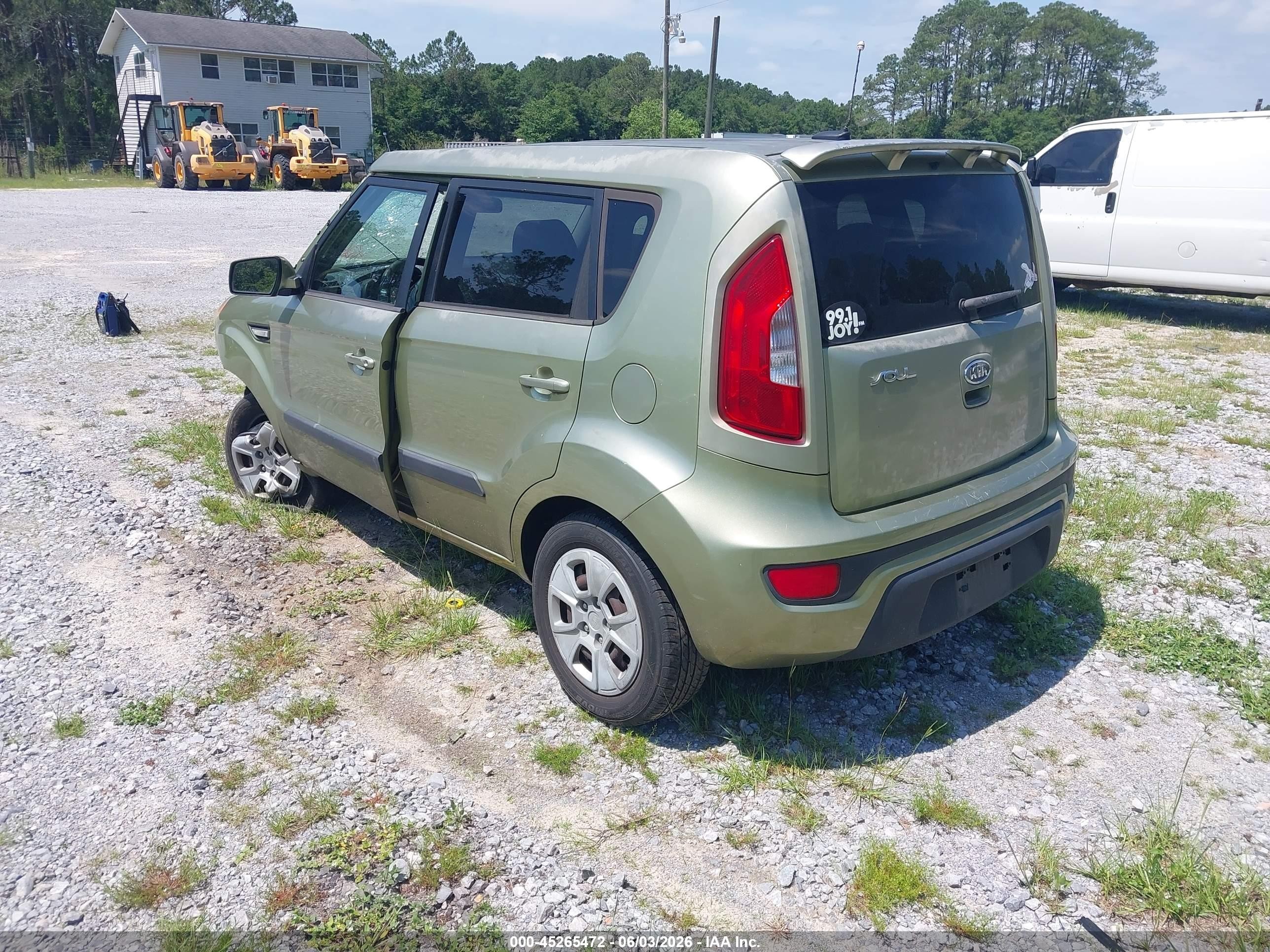 2012 Kia Soul   Green vin: KNDJT2A52C7454392